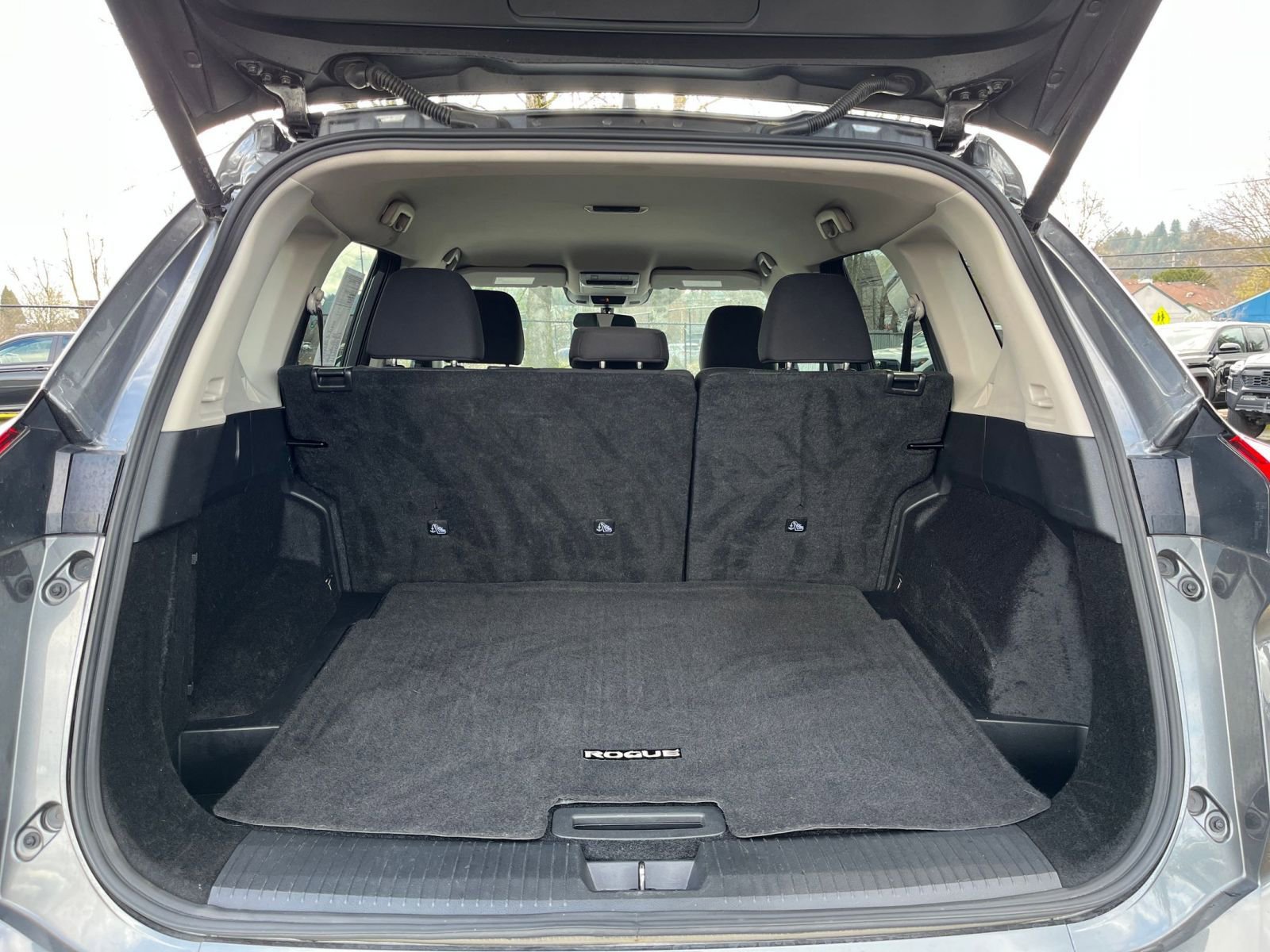 Thumbnail: 2025 Nissan Rogue - 33