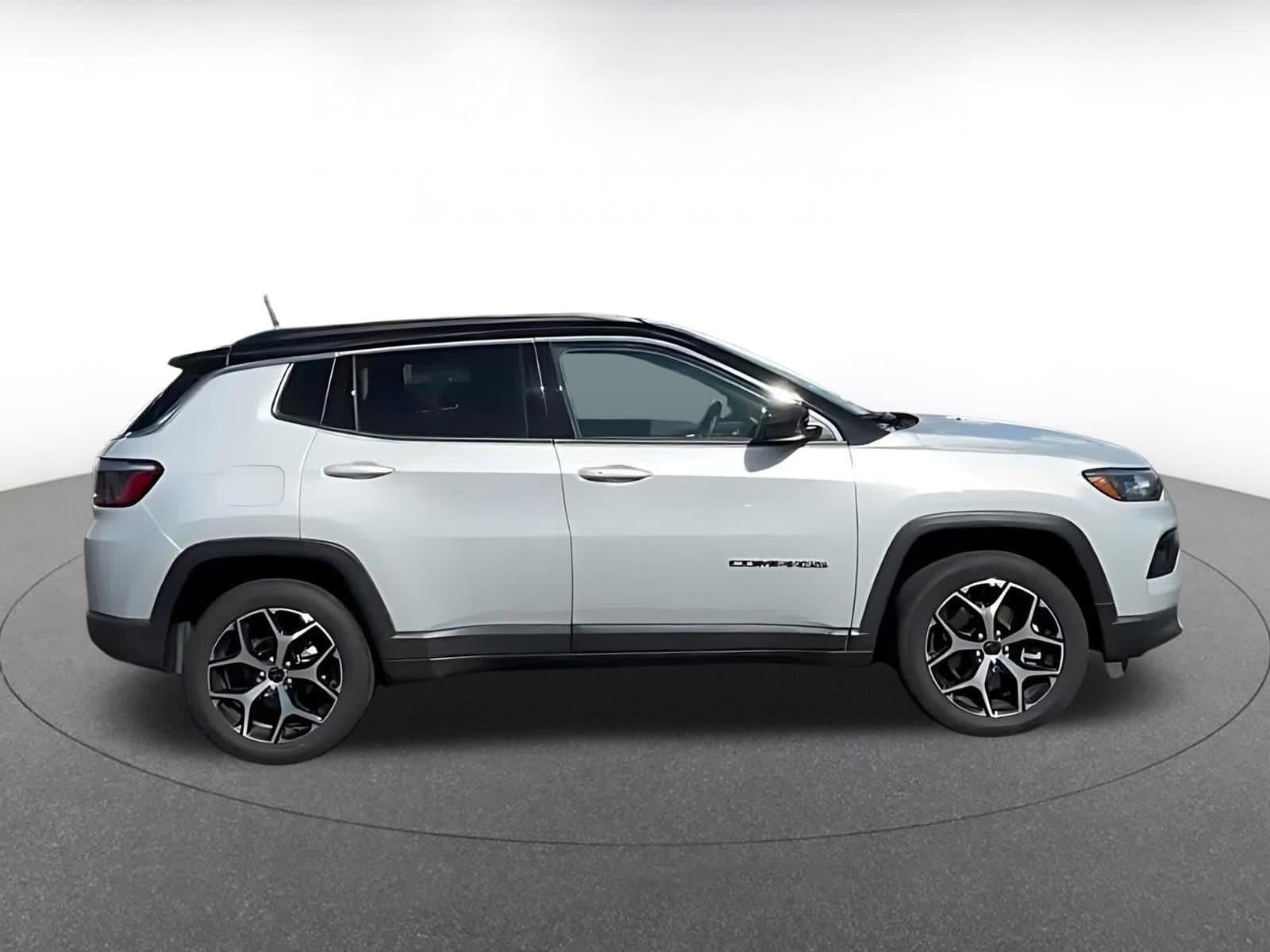 Thumbnail: 2025 Jeep Compass - 15
