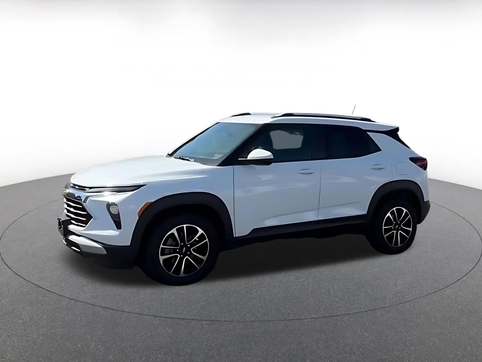 Thumbnail: 2025 Chevrolet TrailBlazer - 8