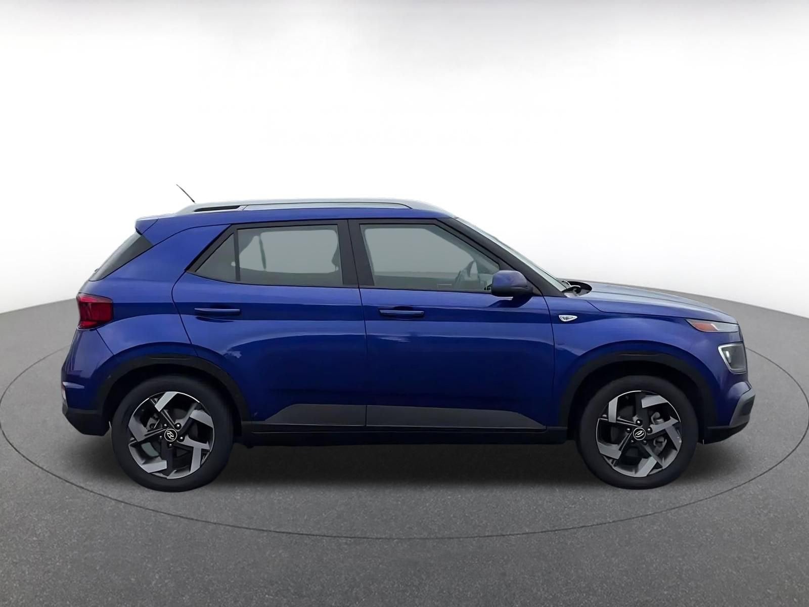 Thumbnail: 2025 Hyundai Venue - 16