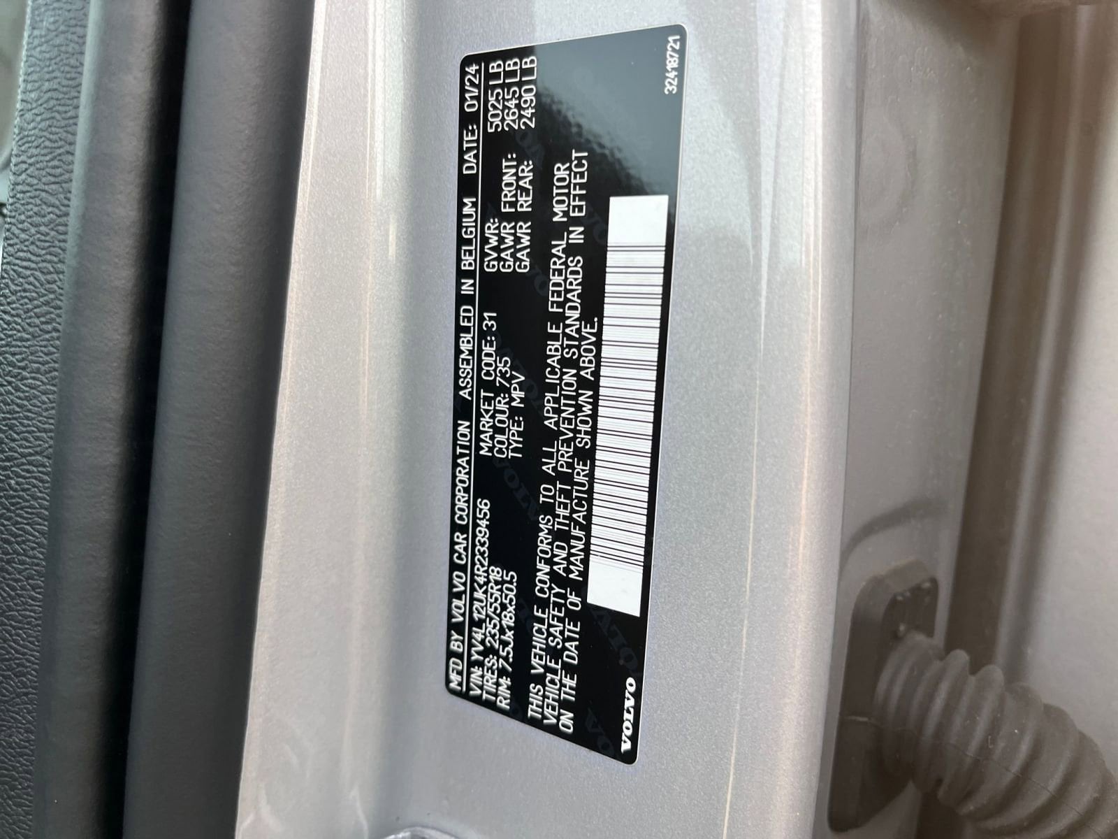 Thumbnail: 2024 Volvo XC40 - 35