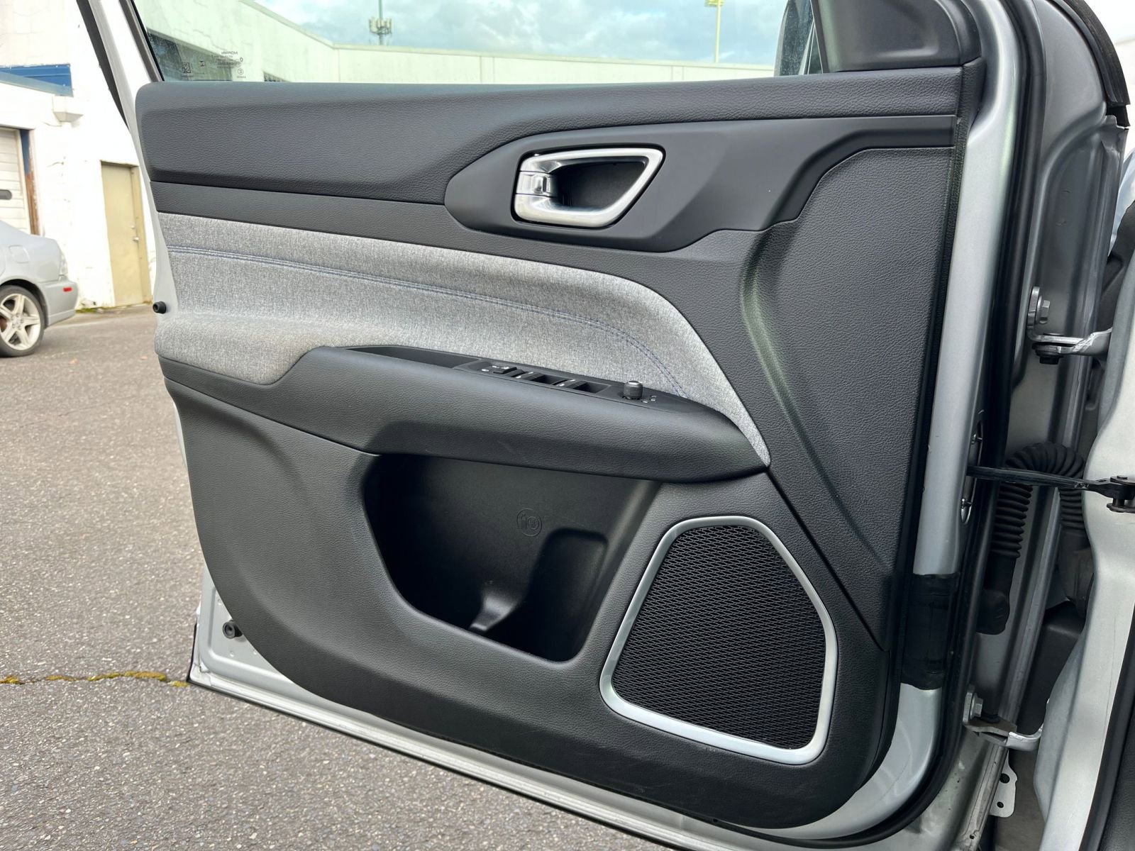 Thumbnail: 2025 Jeep Compass - 20