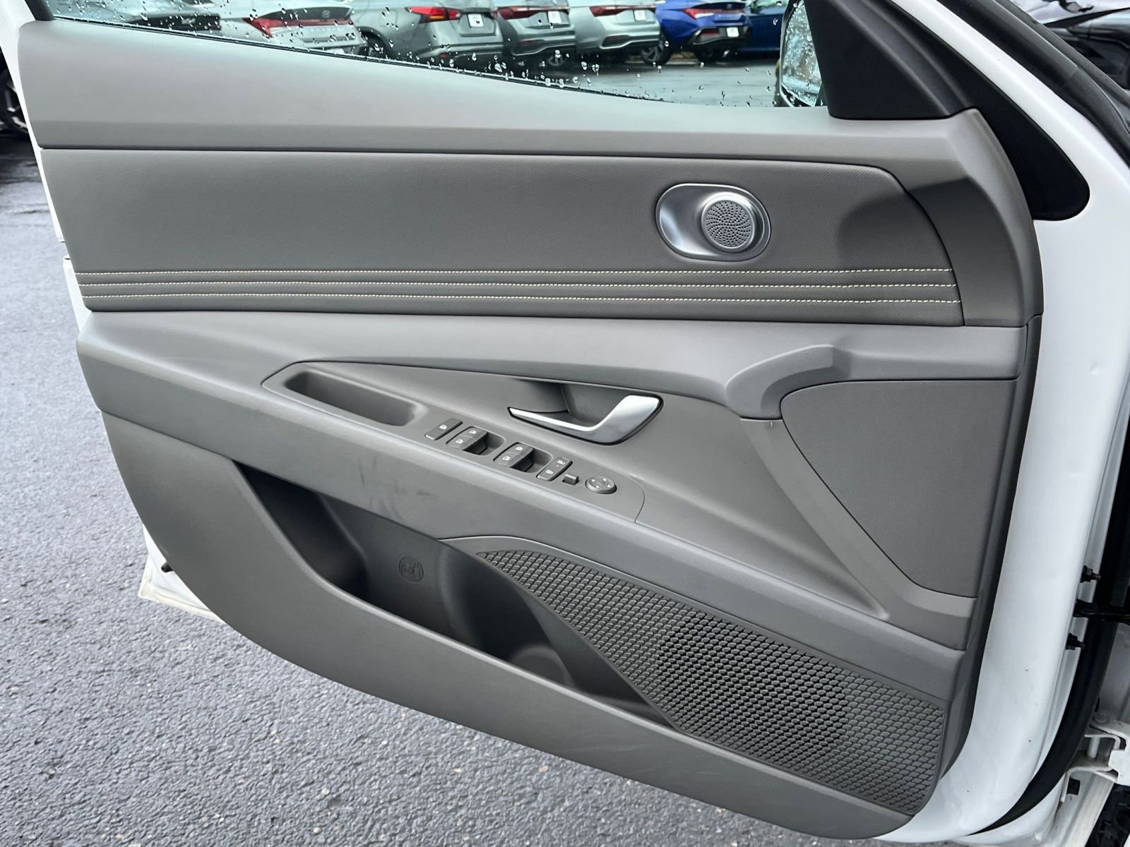 Thumbnail: 2025 Hyundai Elantra - 18