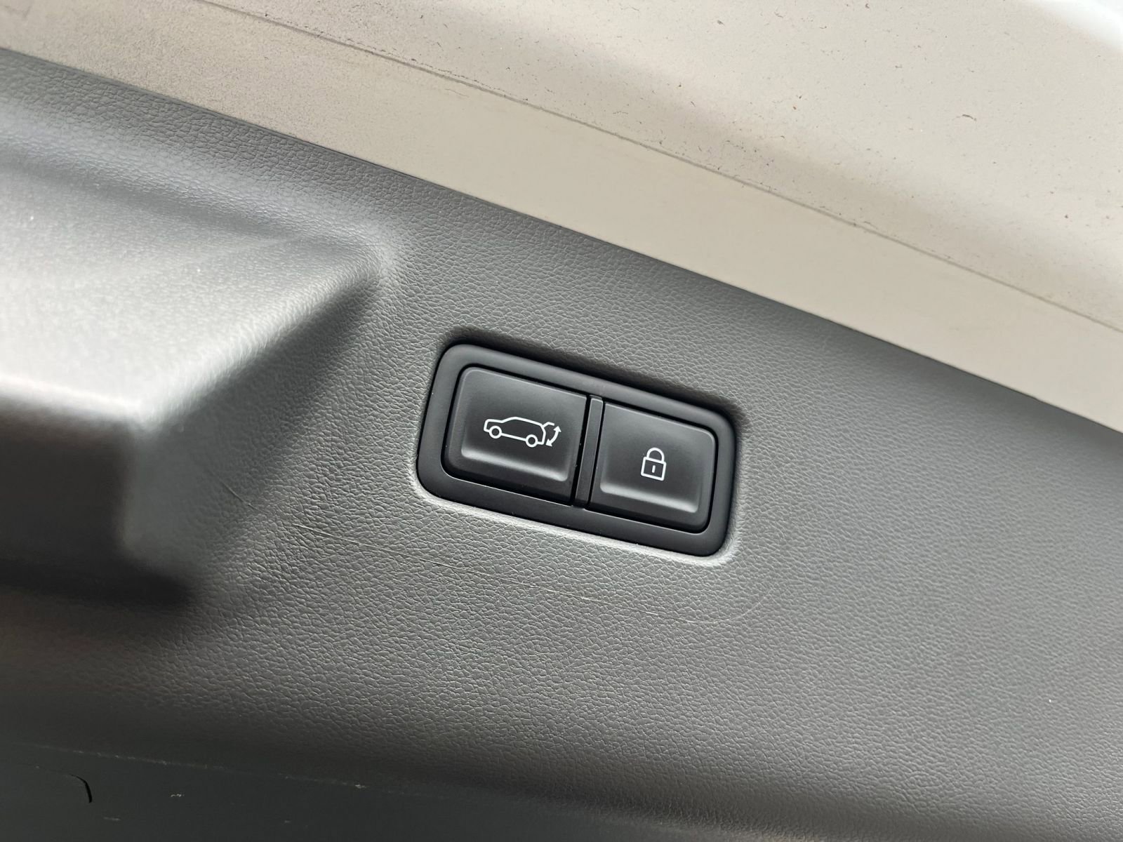 Thumbnail: 2025 Hyundai Santa Fe - 25