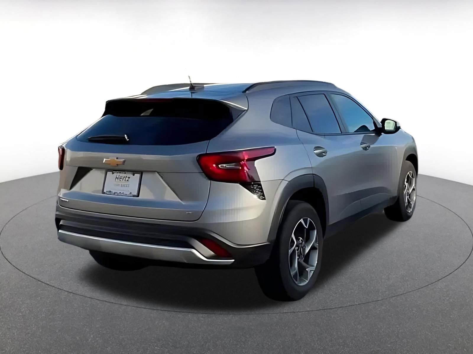 Thumbnail: 2025 Chevrolet Trax - 14