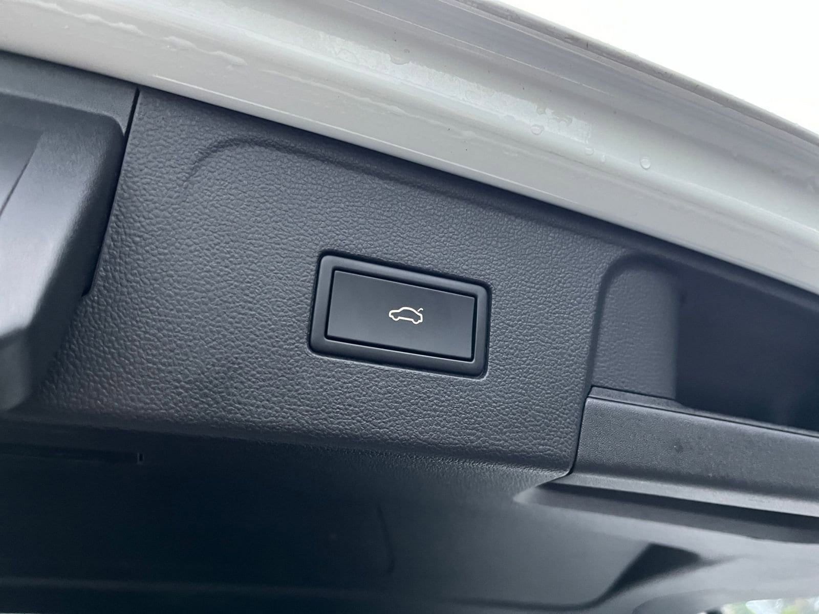 Thumbnail: 2025 Volkswagen Atlas - 24