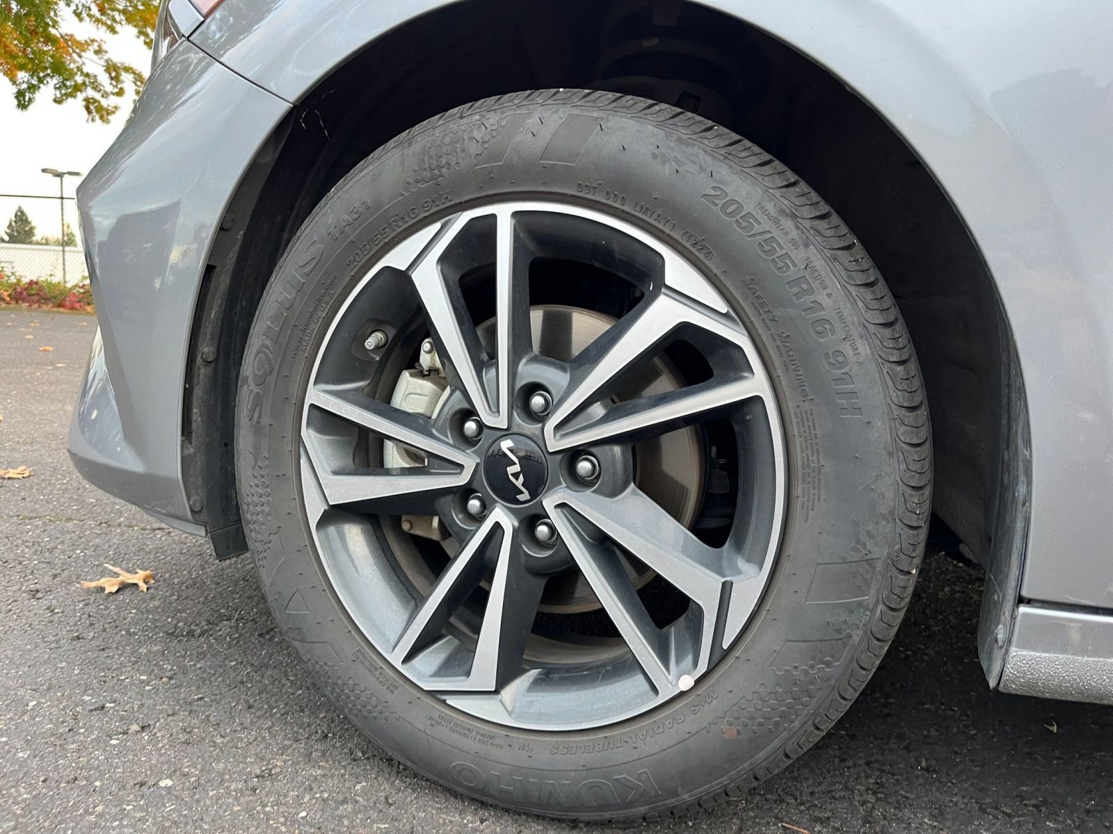 Thumbnail: 2024 Kia Forte - 28