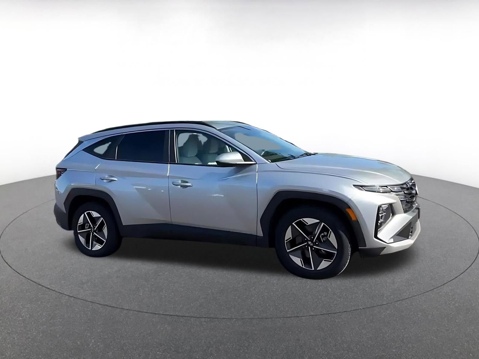 Thumbnail: 2025 Hyundai Tucson - 2