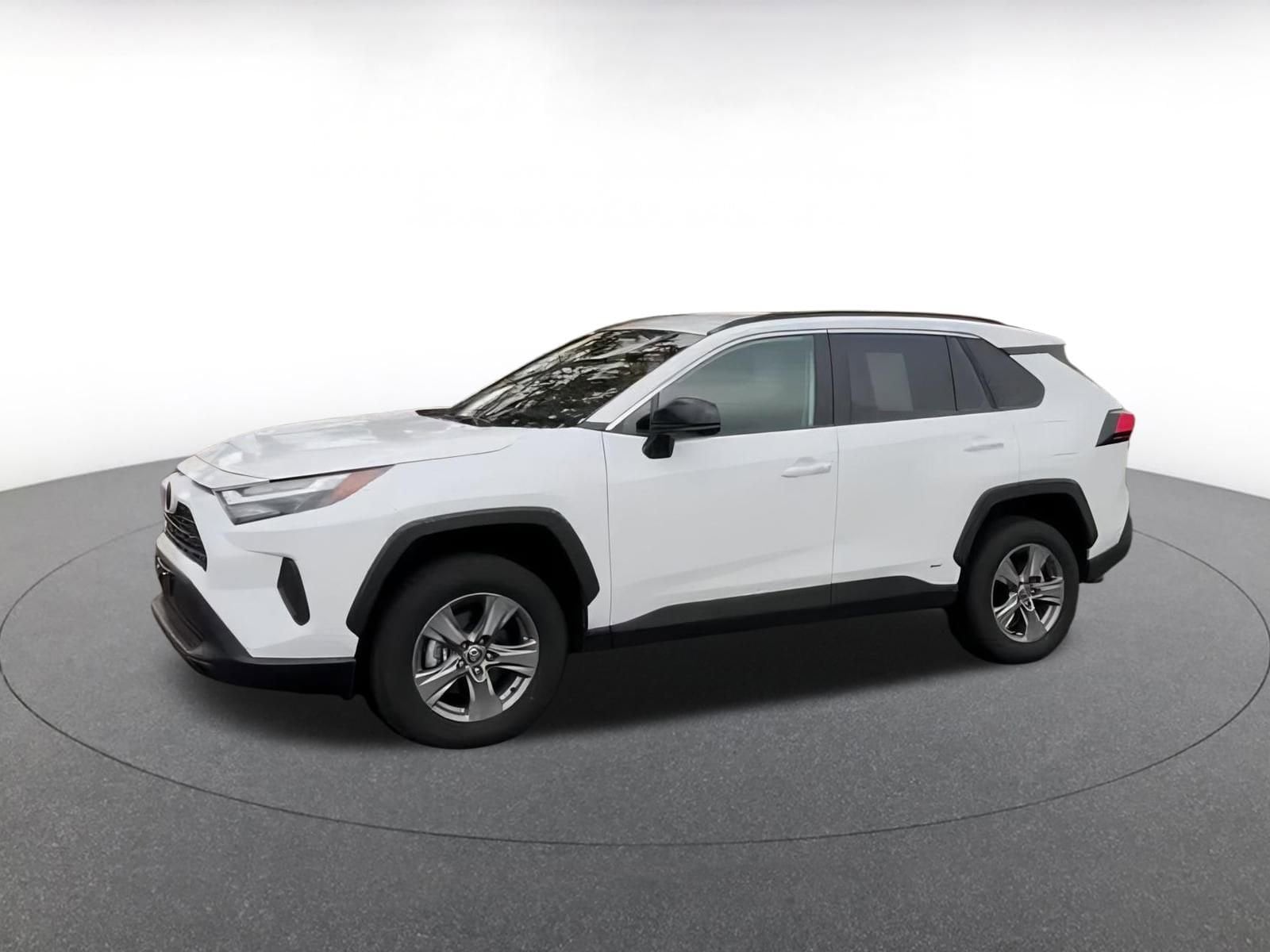 Thumbnail: 2025 Toyota RAV4 - 8