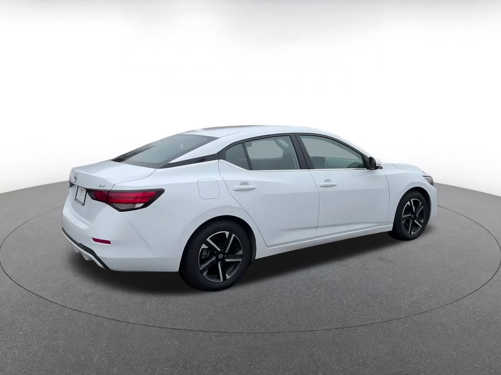 Thumbnail: 2024 Nissan Sentra - 15