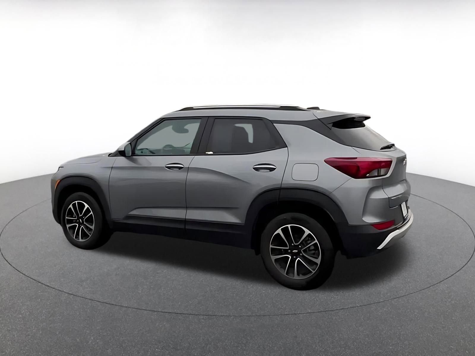 Thumbnail: 2025 Chevrolet TrailBlazer - 10