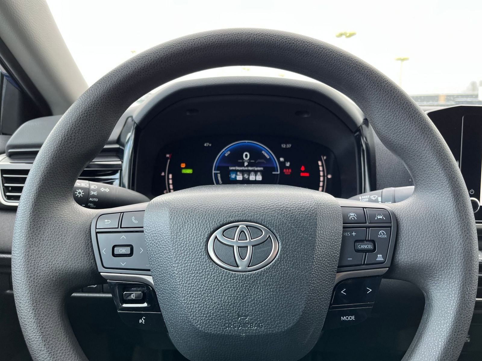 Thumbnail: 2025 Toyota Camry - 28