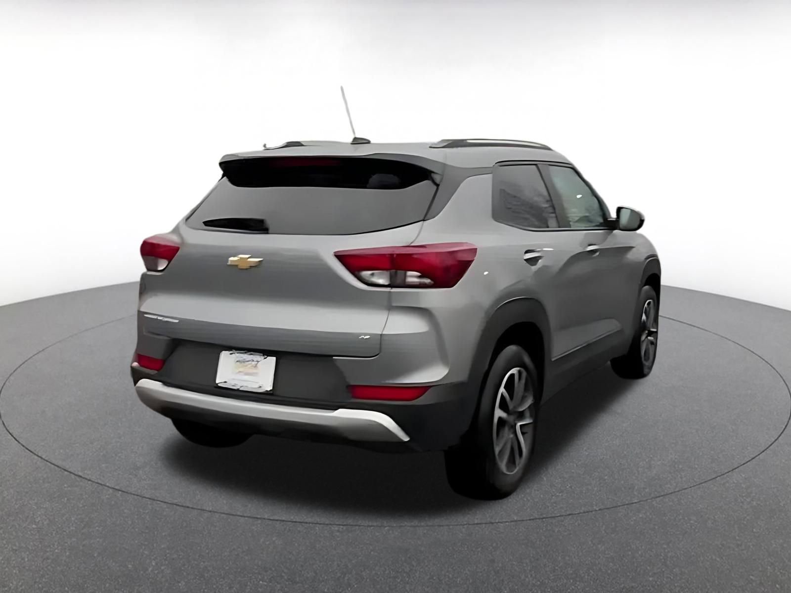 Thumbnail: 2025 Chevrolet TrailBlazer - 14