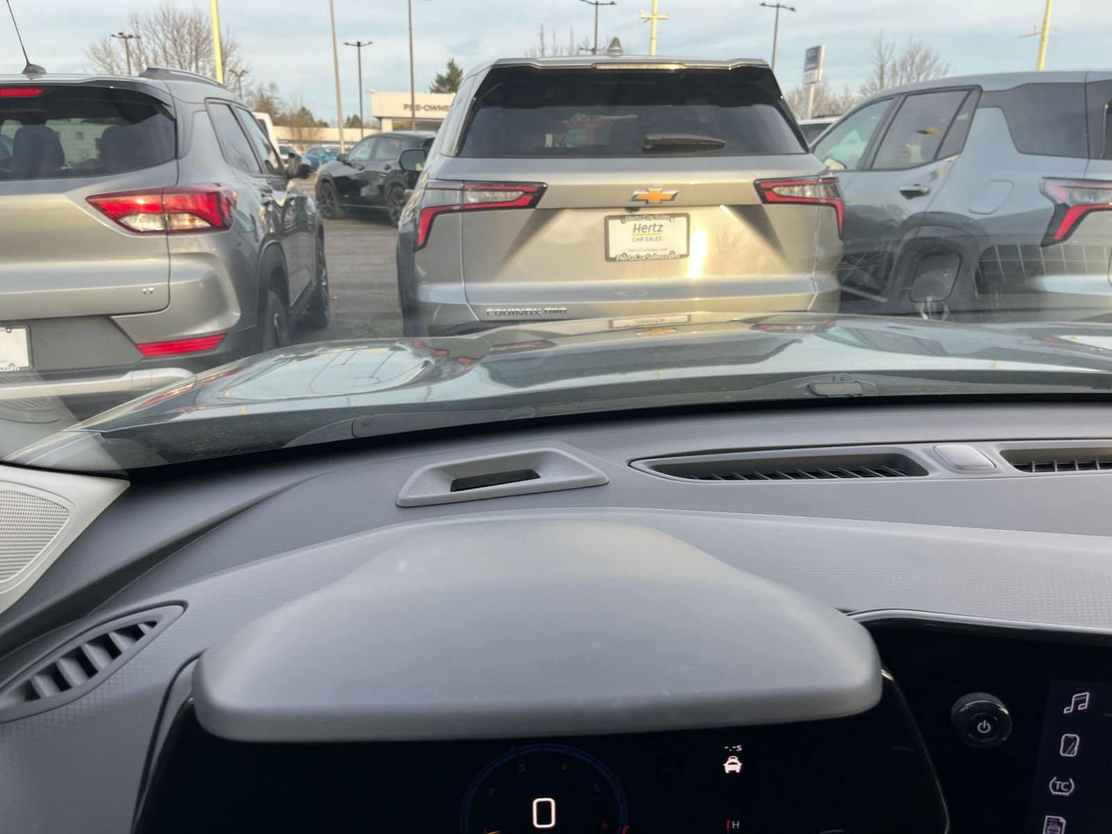 Thumbnail: 2025 Chevrolet Trax - 32