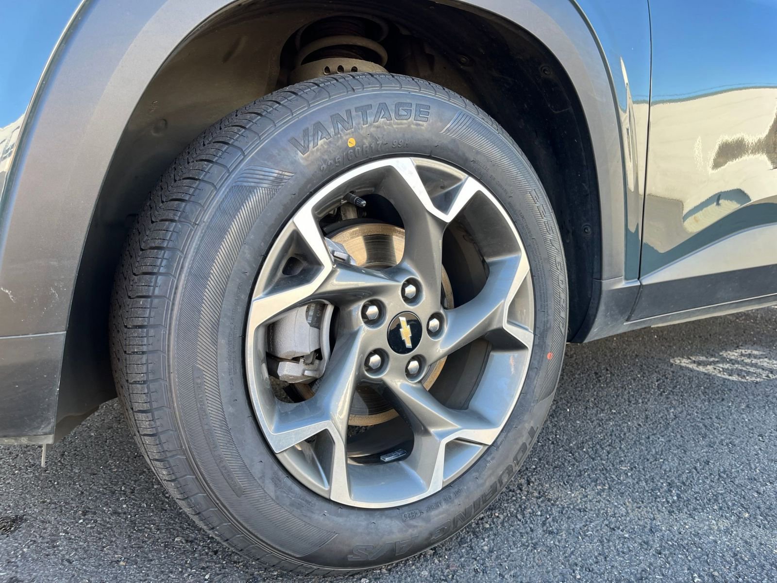 Thumbnail: 2025 Chevrolet Trax - 29