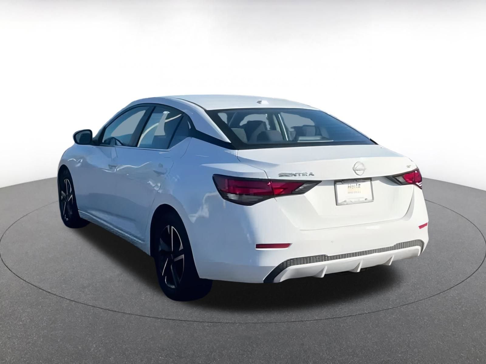 Thumbnail: 2024 Nissan Sentra - 12