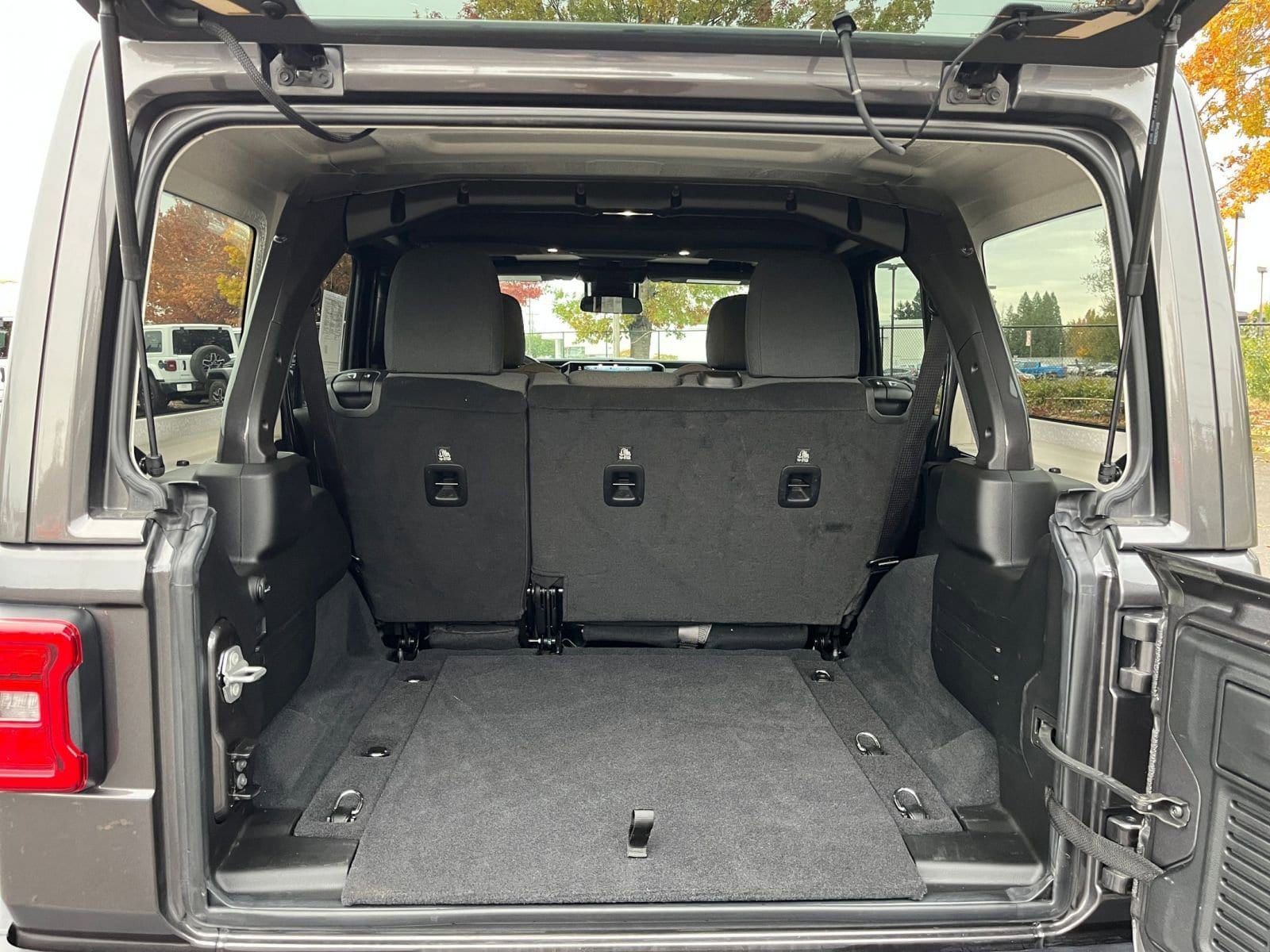 Thumbnail: 2025 Jeep Wrangler - 30