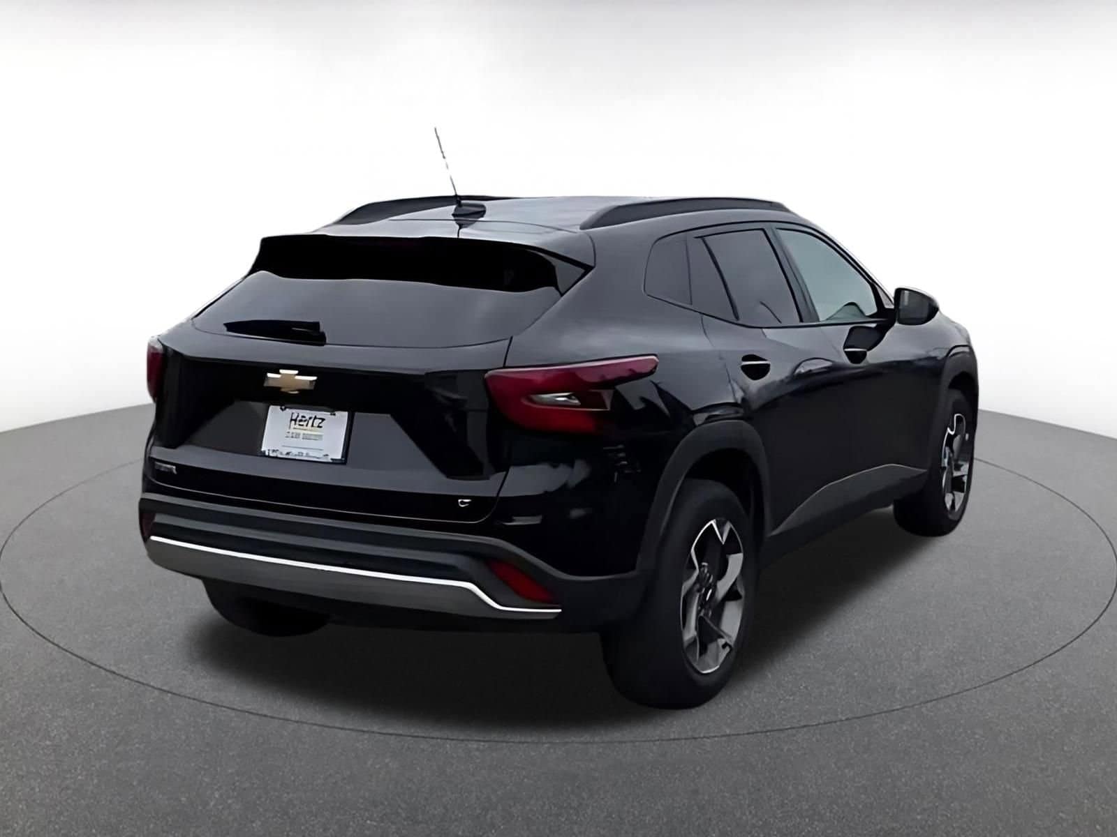 Thumbnail: 2025 Chevrolet Trax - 14