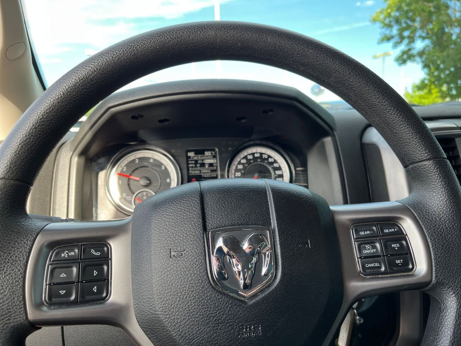 Thumbnail: 2022 RAM 1500 Classic - 25
