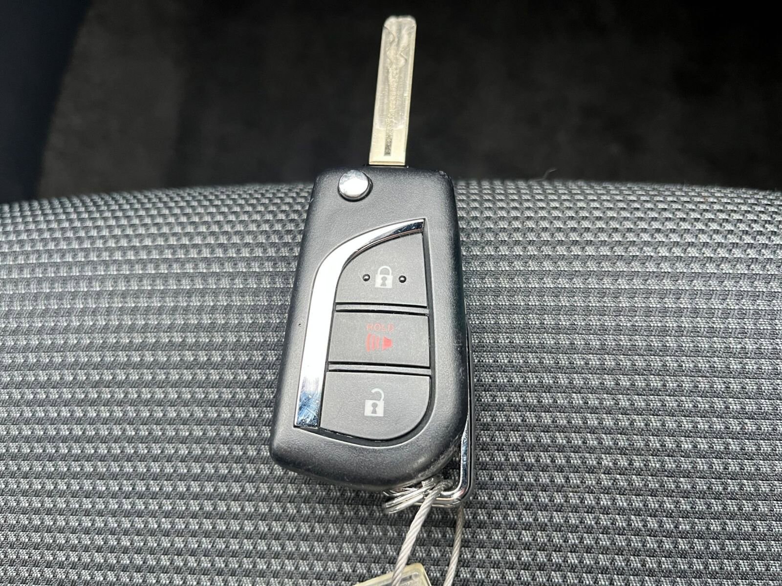 Thumbnail: 2025 Toyota RAV4 - 22