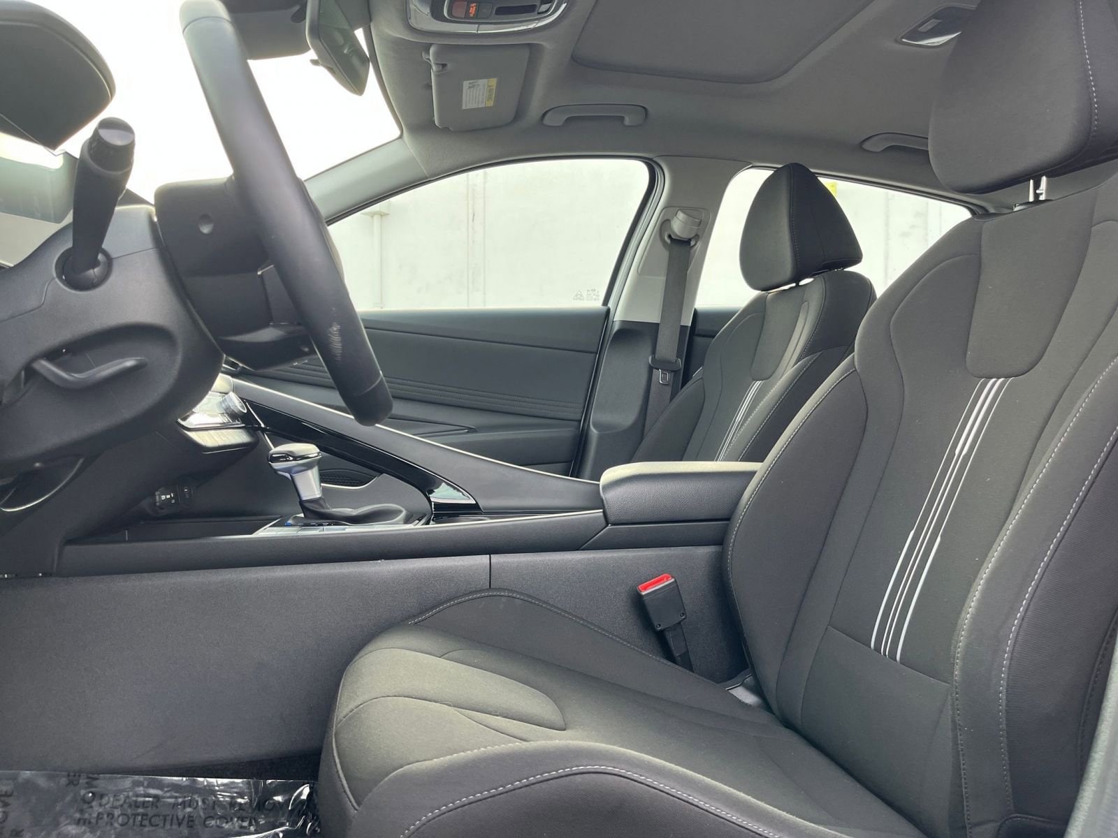 Thumbnail: 2025 Hyundai Elantra - 28