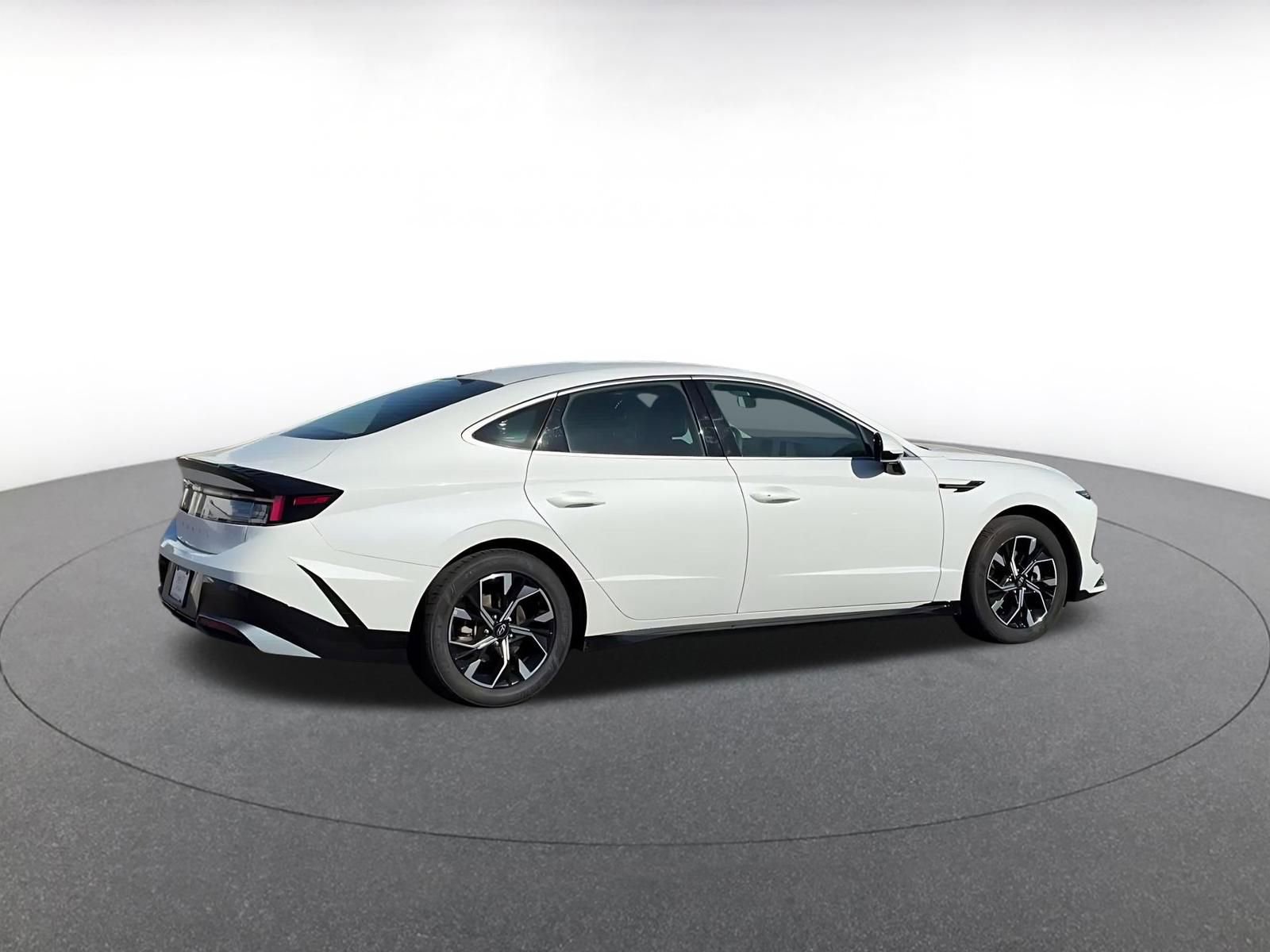 Thumbnail: 2025 Hyundai Sonata - 14