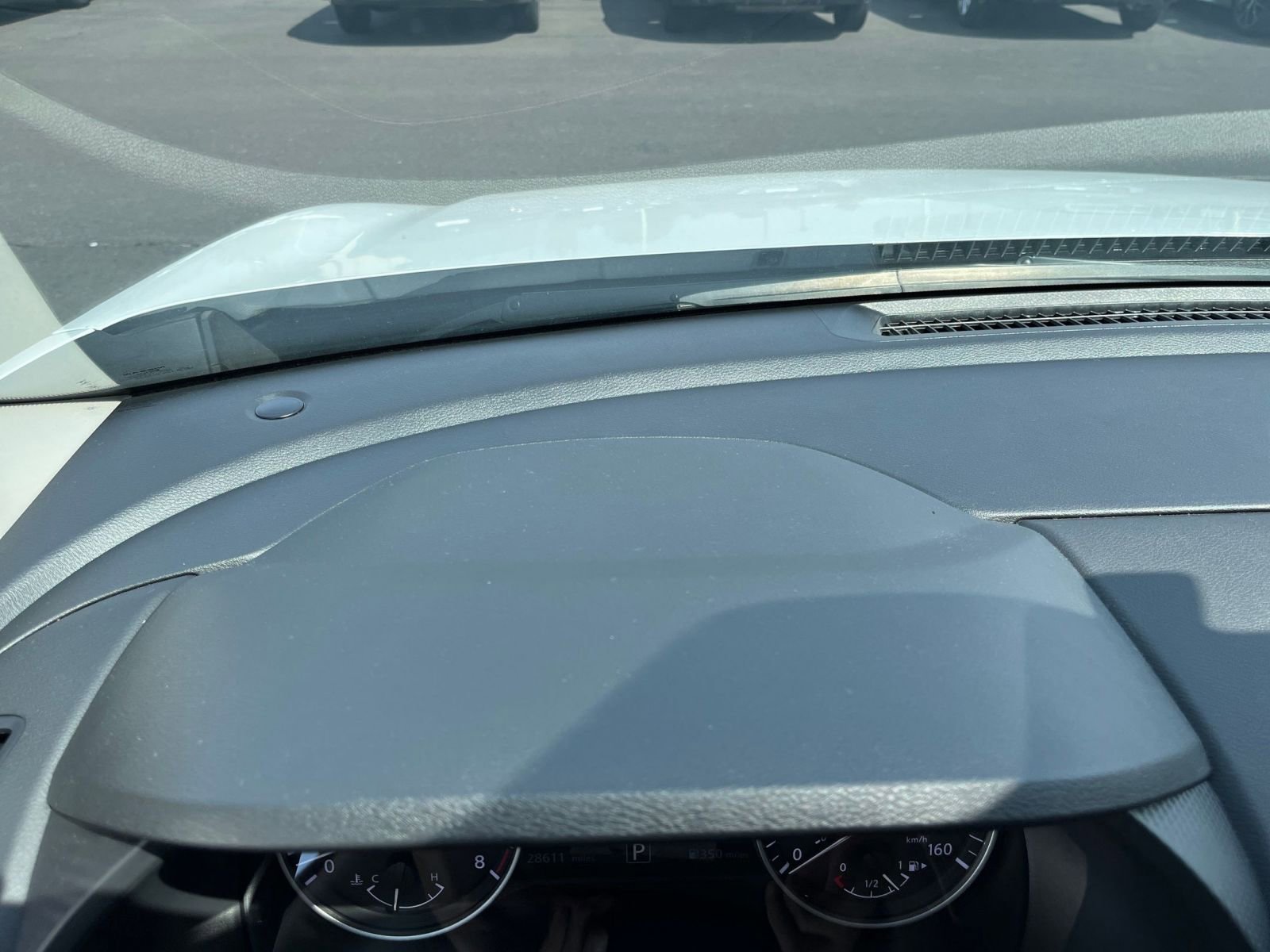 Thumbnail: 2024 Nissan Sentra - 32