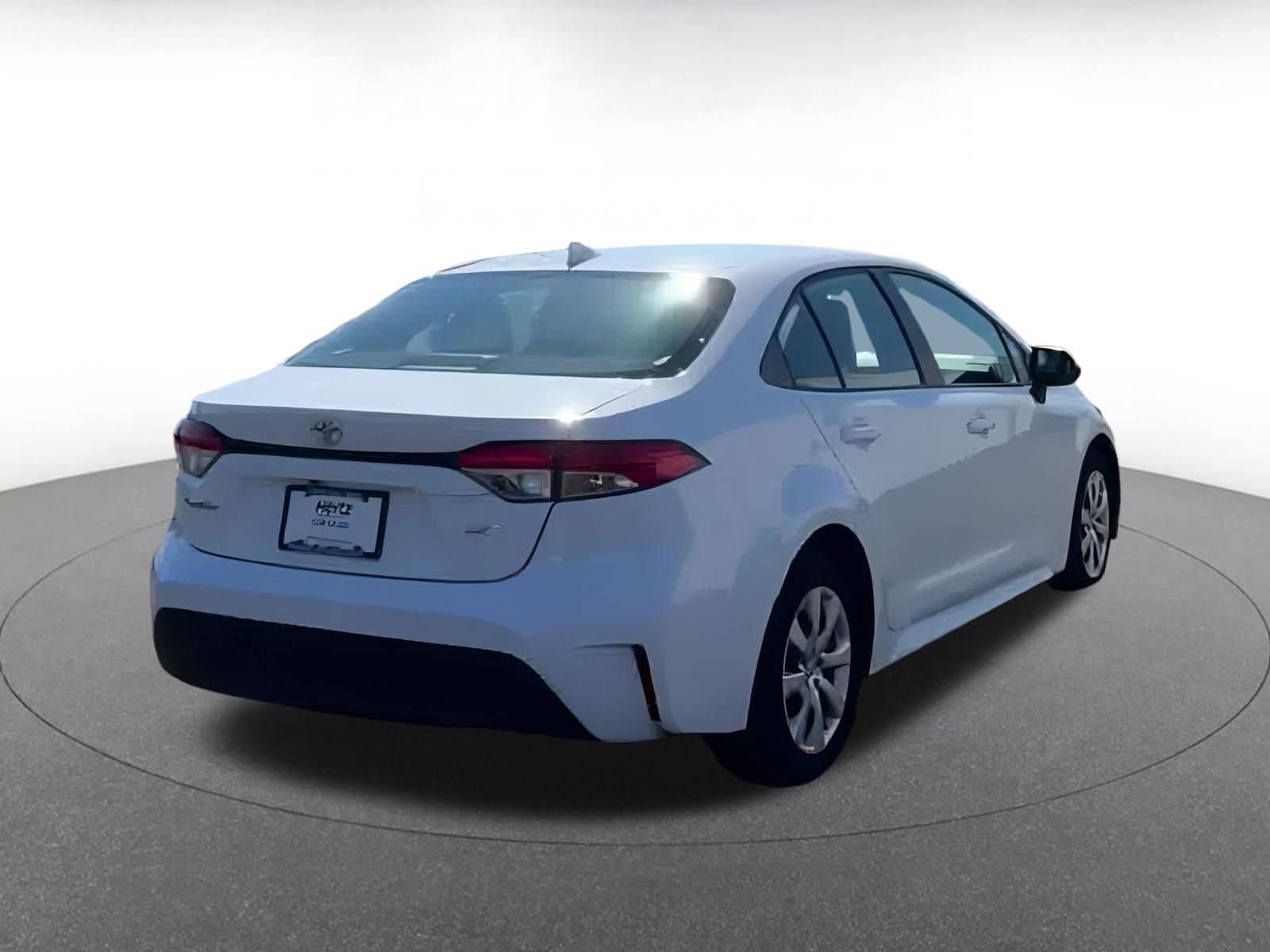 Thumbnail: 2024 Toyota Corolla - 4