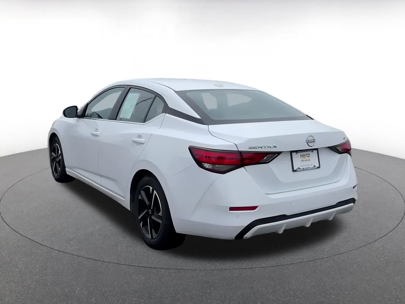 Thumbnail: 2024 Nissan Sentra - 11