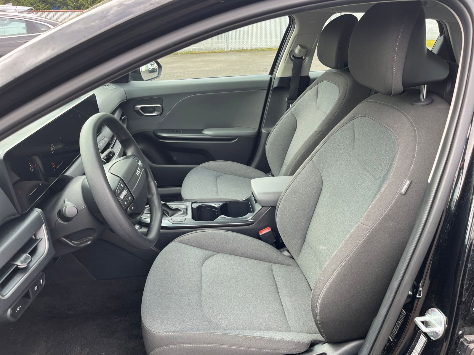 Thumbnail: 2025 Kia K4 - 35