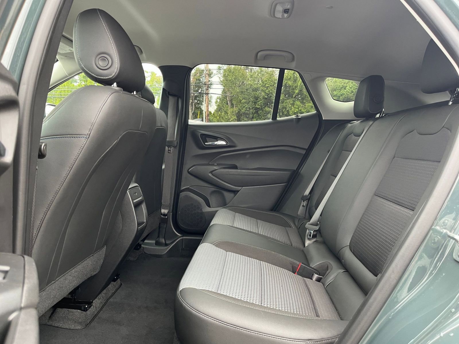 Thumbnail: 2025 Chevrolet Trax - 24