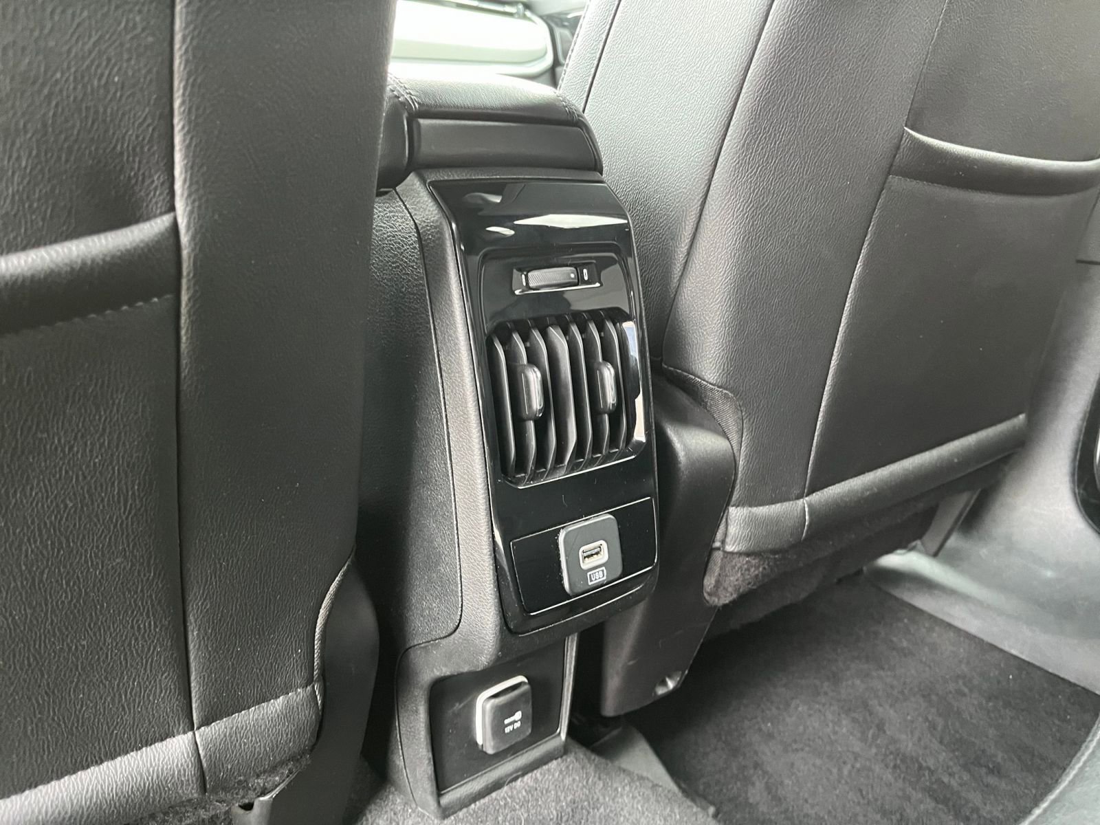 Thumbnail: 2025 Jeep Compass - 24