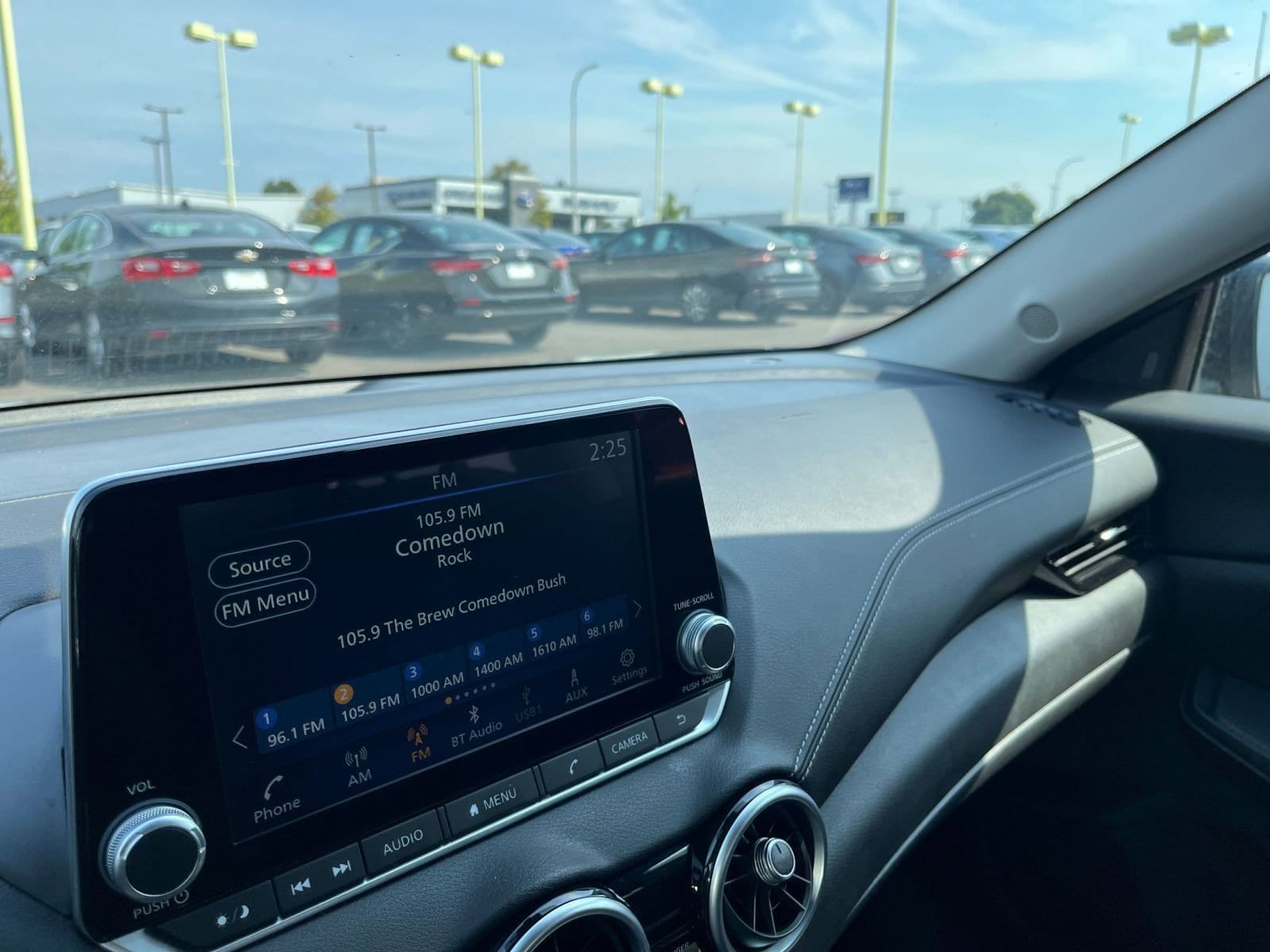 Thumbnail: 2024 Nissan Sentra - 33