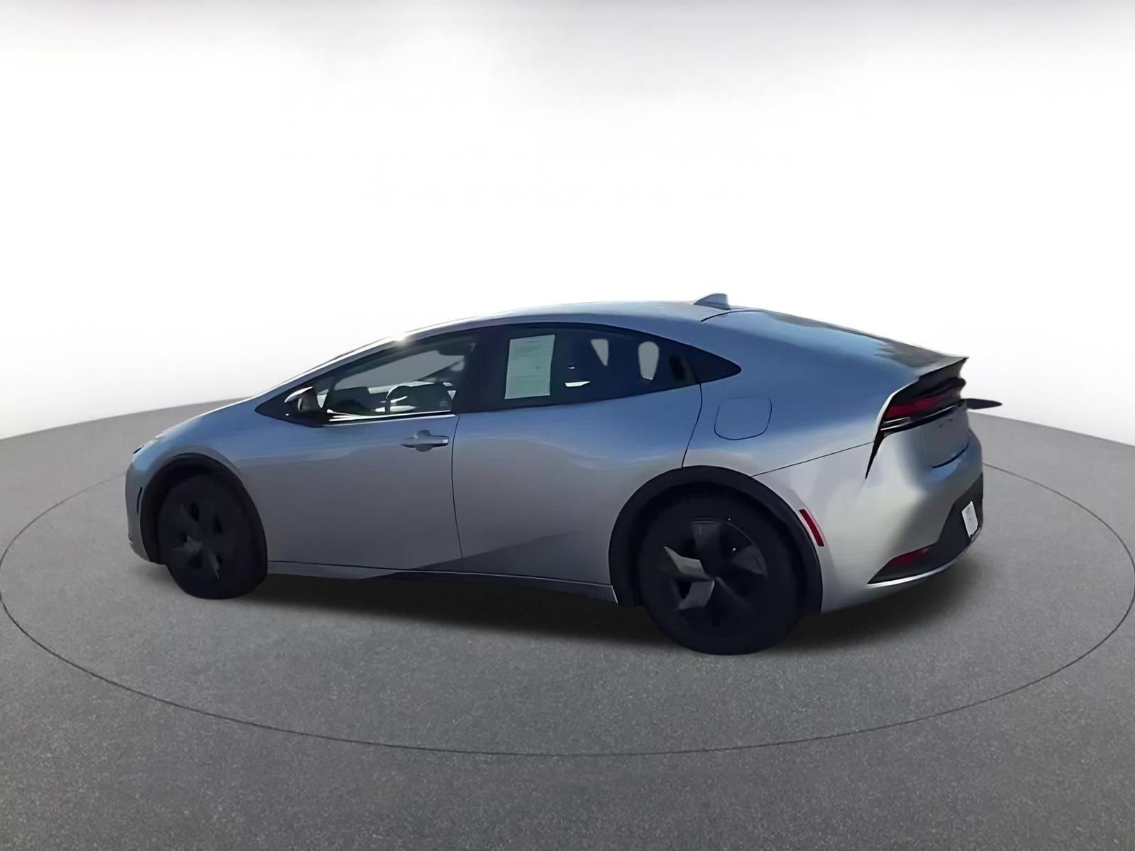 Thumbnail: 2025 Toyota Prius - 14