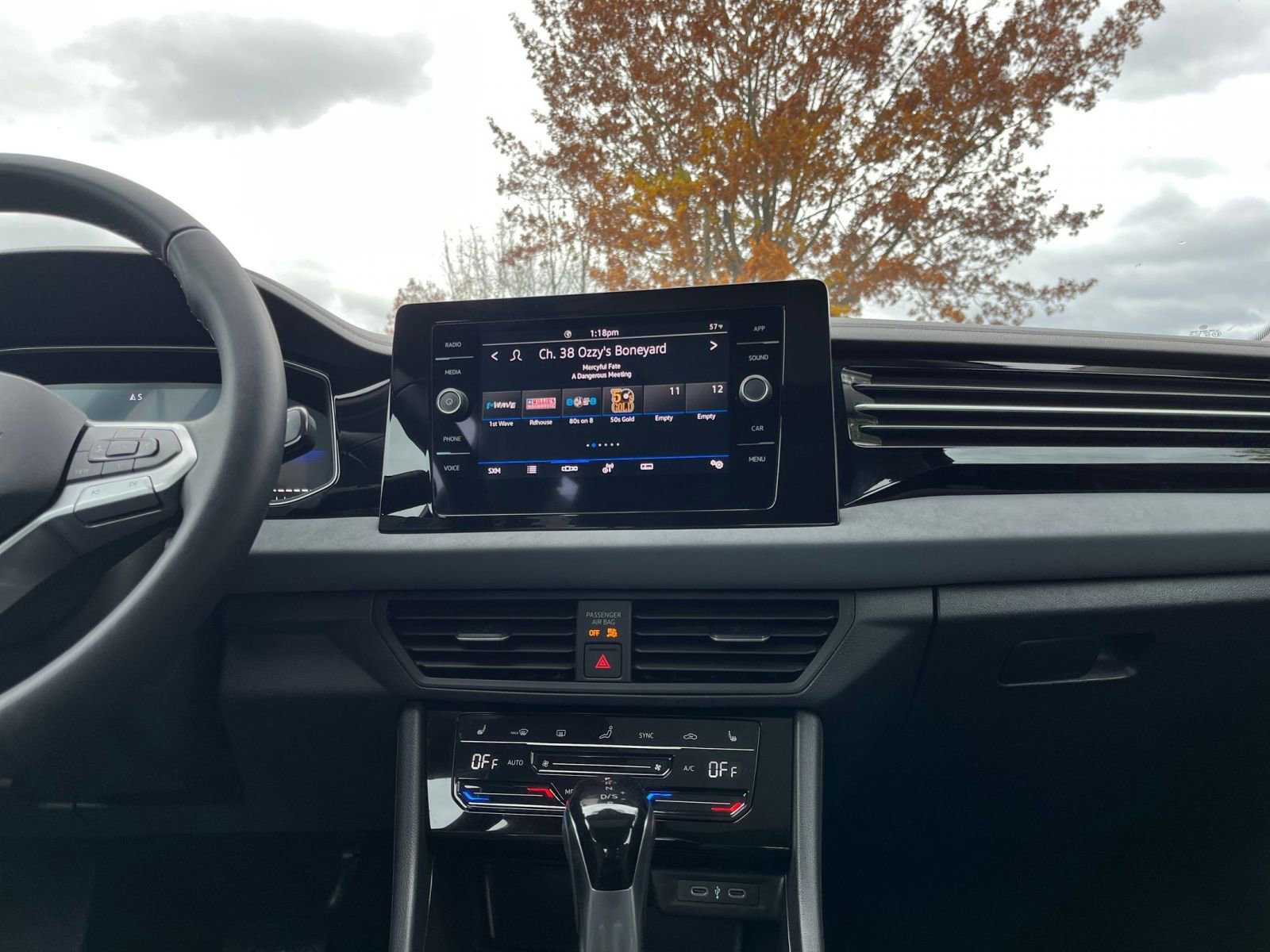 Thumbnail: 2025 Volkswagen Jetta - 21