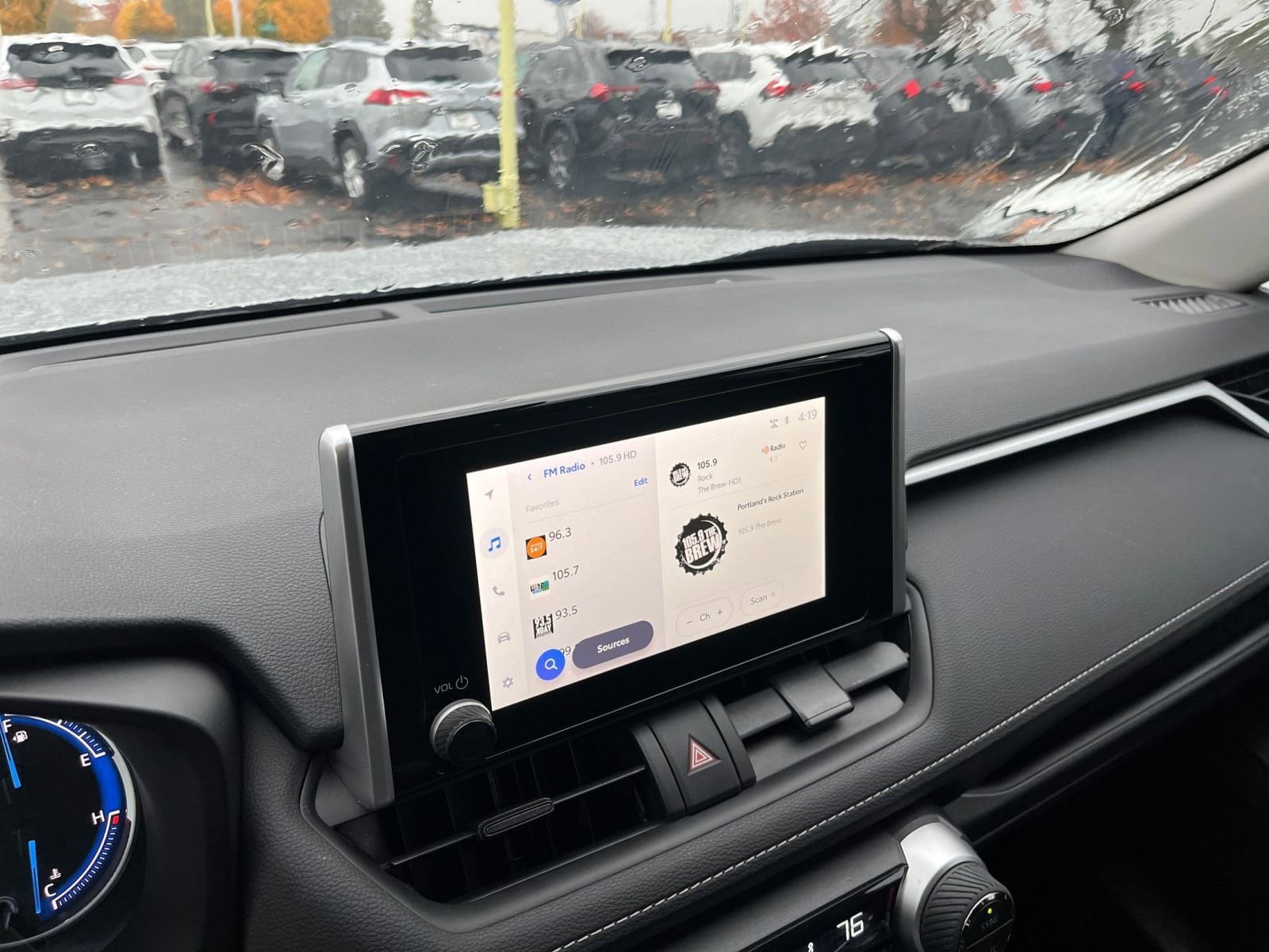 Thumbnail: 2025 Toyota RAV4 - 18