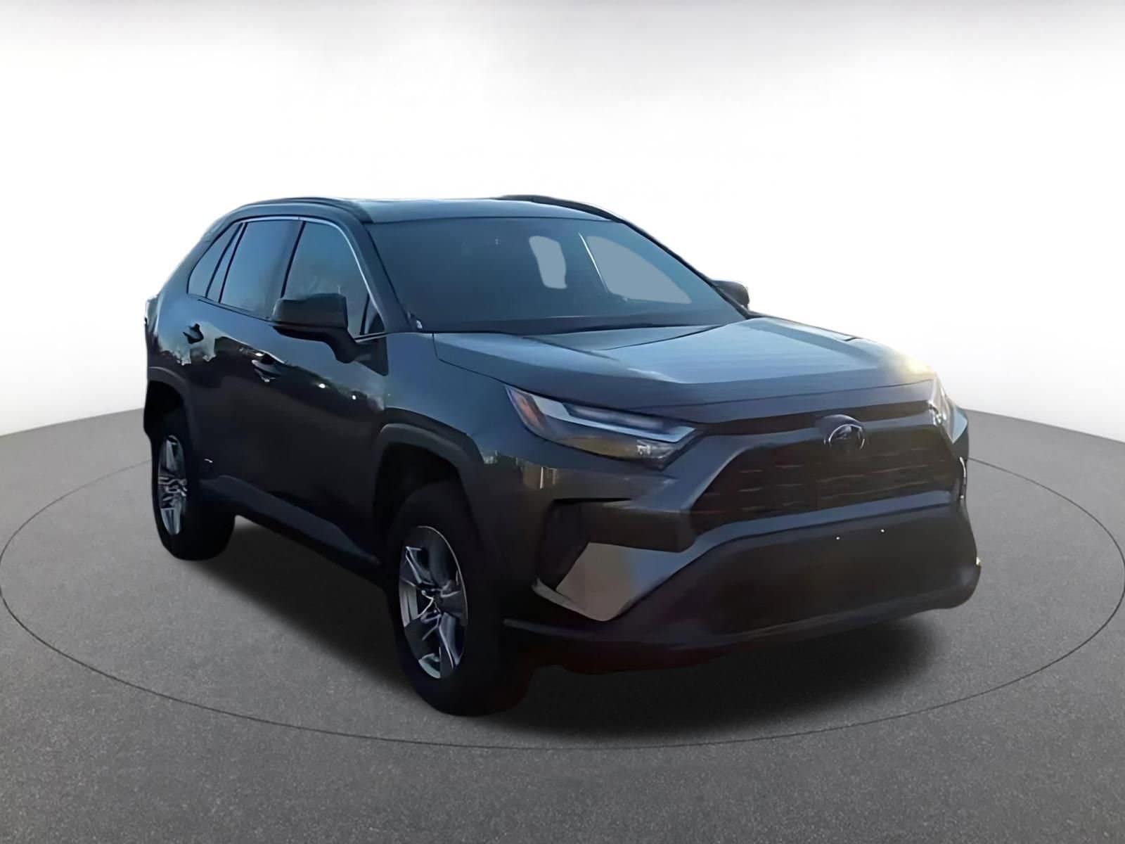 Thumbnail: 2025 Toyota RAV4 - 2