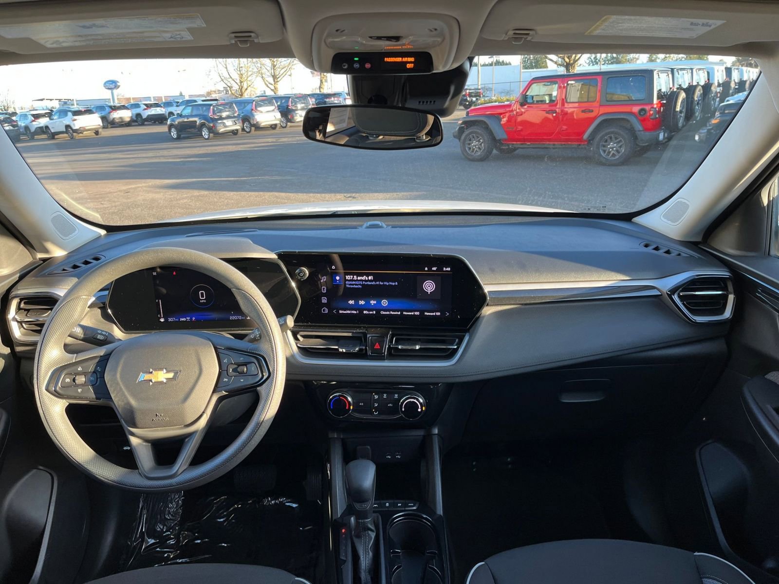 Thumbnail: 2025 Chevrolet TrailBlazer - 32