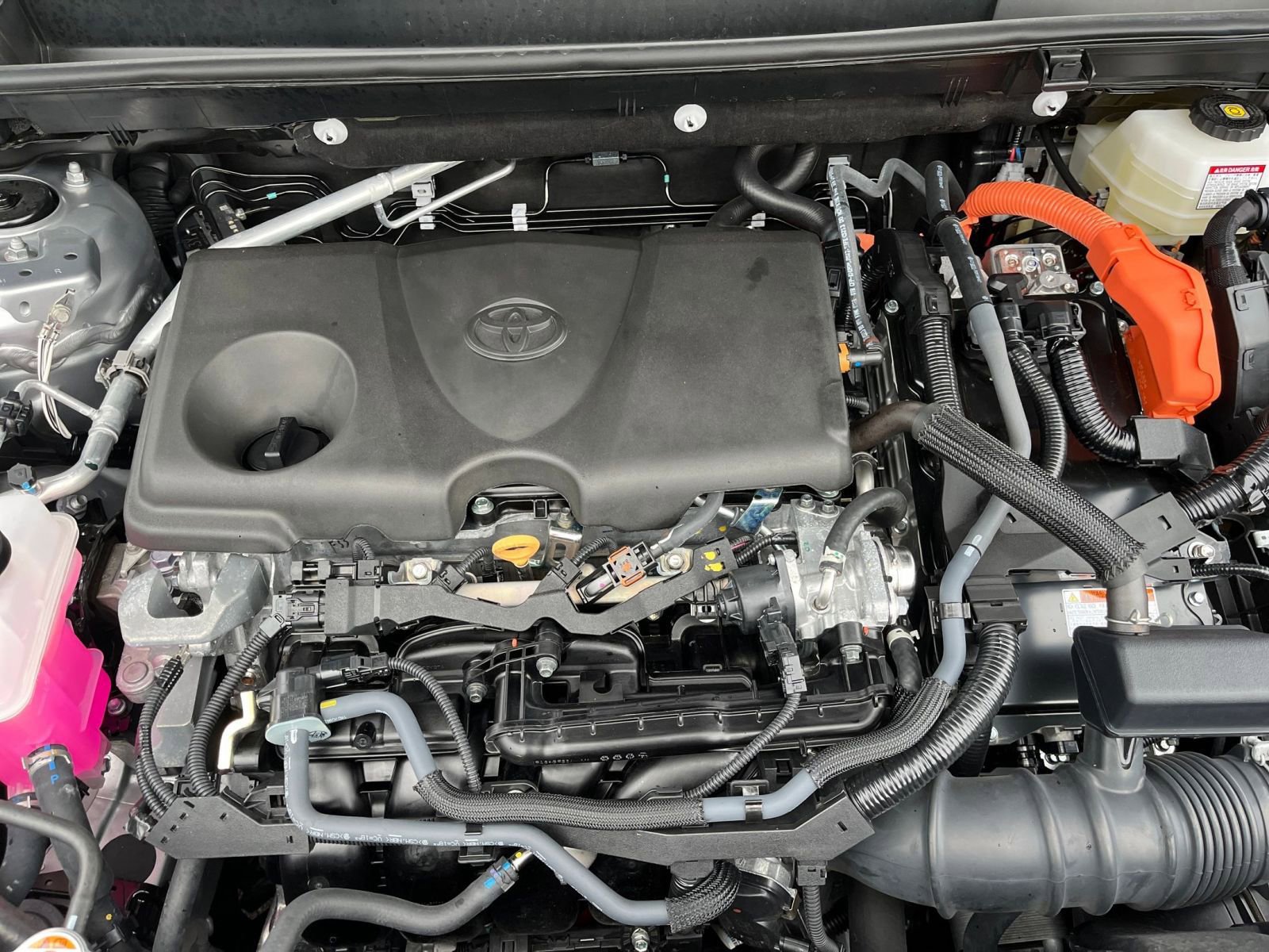 Thumbnail: 2025 Toyota RAV4 - 31