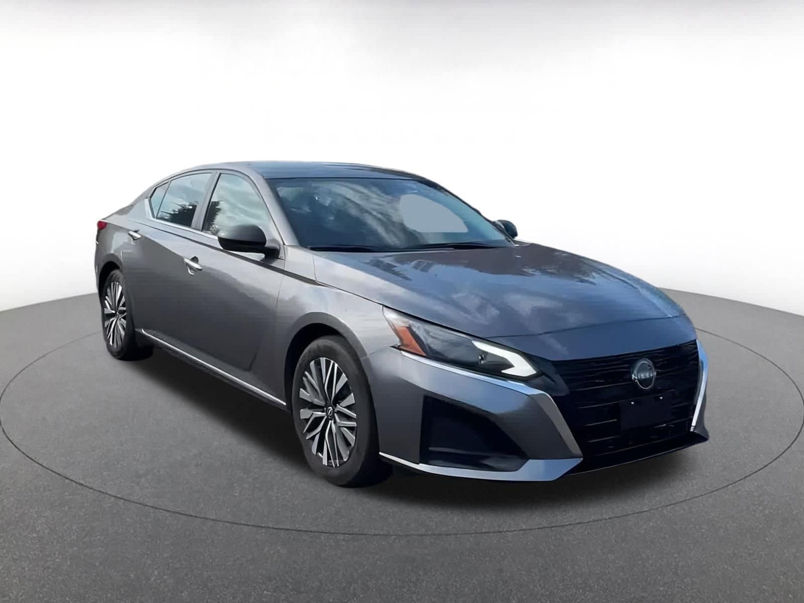 Thumbnail: 2024 Nissan Altima - 3