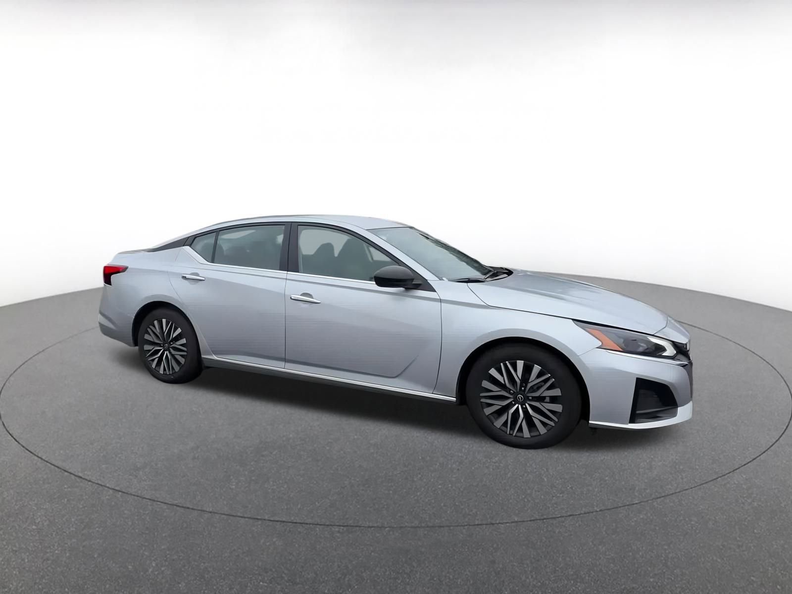 Thumbnail: 2024 Nissan Altima - 2