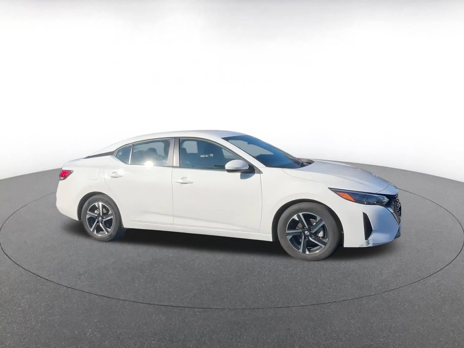 Thumbnail: 2024 Nissan Sentra - 2