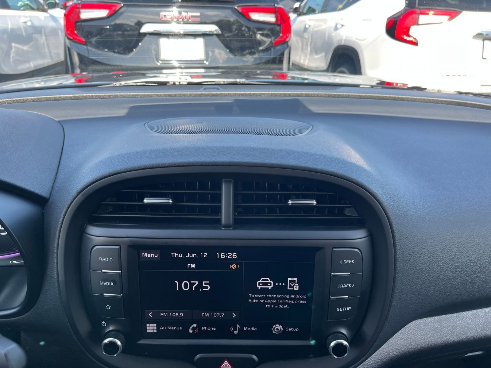 2024 Kia Soul LX 18