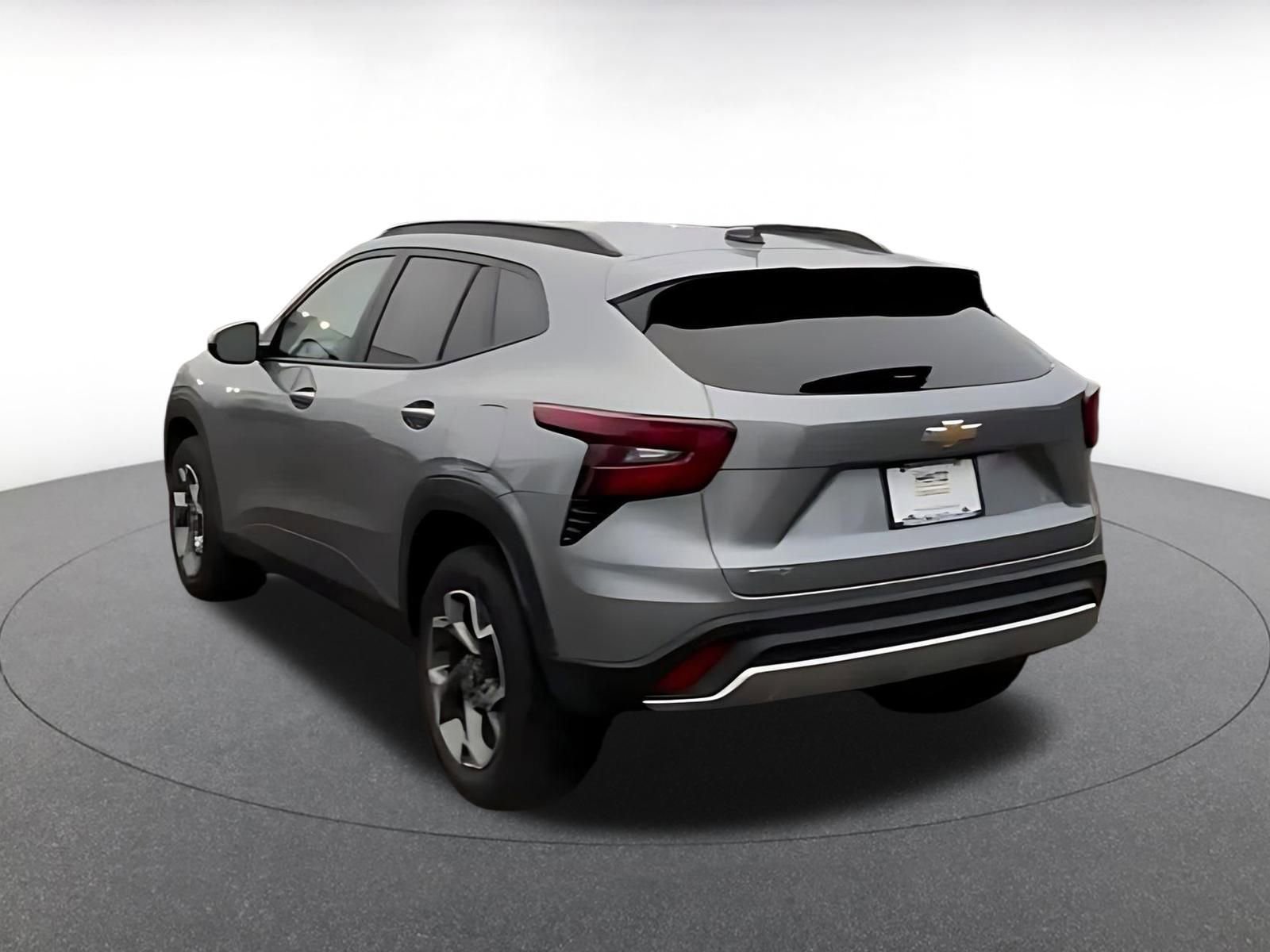 Thumbnail: 2025 Chevrolet Trax - 11