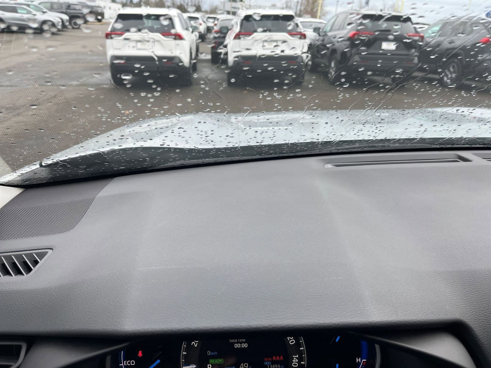 Thumbnail: 2025 Toyota RAV4 - 33