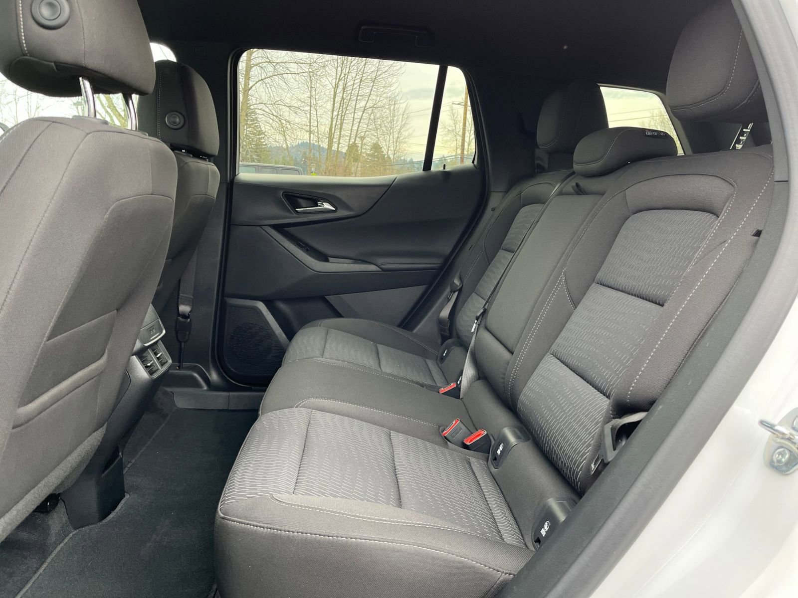 Thumbnail: 2025 Chevrolet Equinox - 25