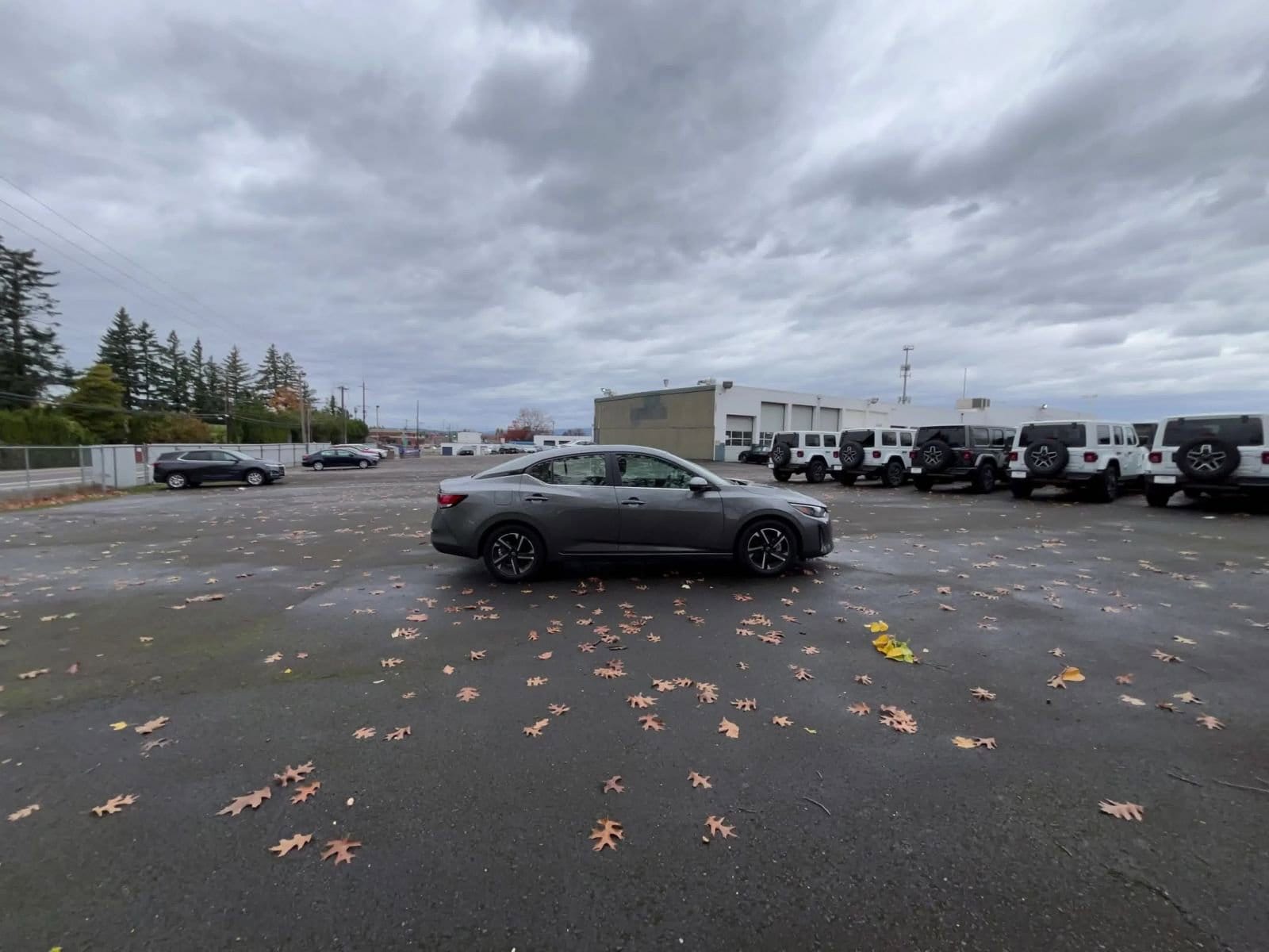 Thumbnail: 2024 Nissan Sentra - 11