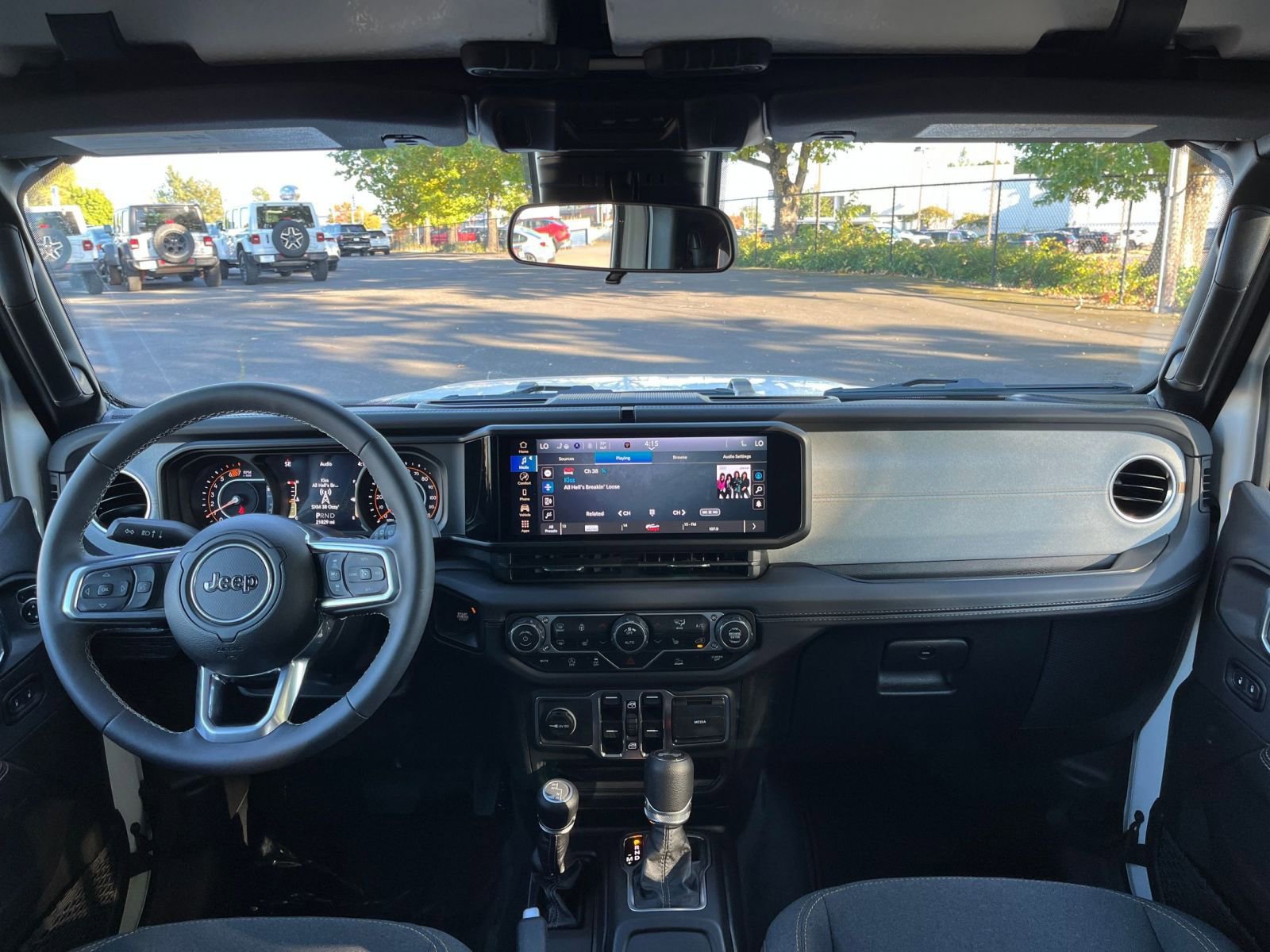 Thumbnail: 2025 Jeep Wrangler - 32