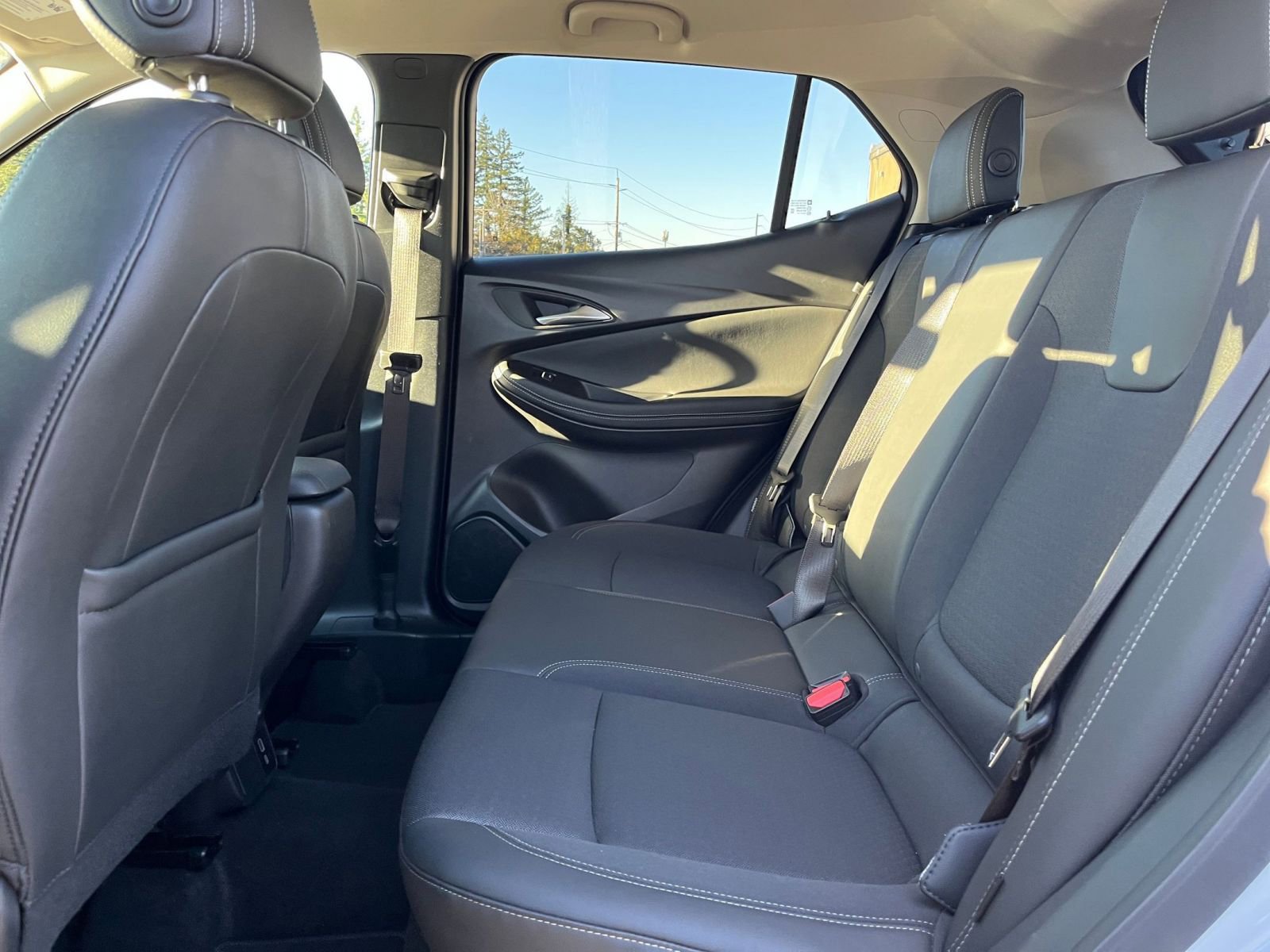 Thumbnail: 2025 Buick Encore GX - 25