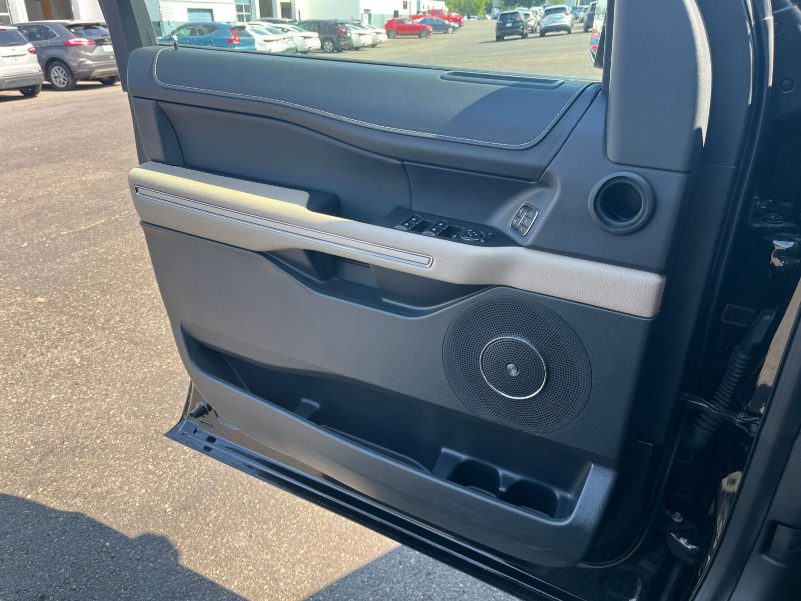 Thumbnail: 2024 Ford Expedition - 22